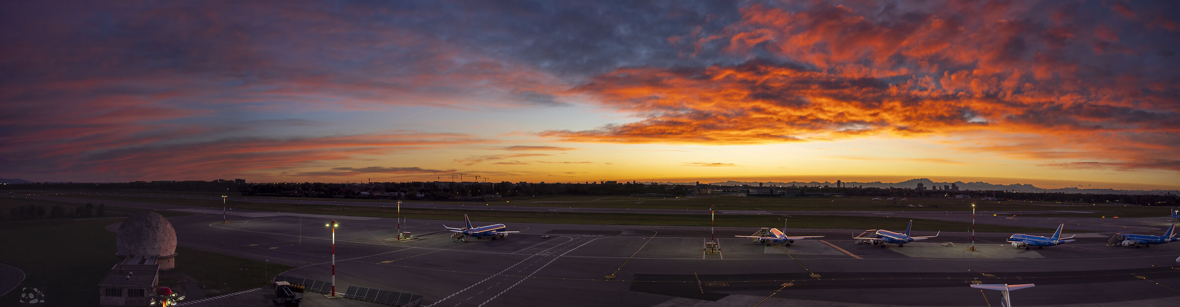 Sunset in Linate Airport