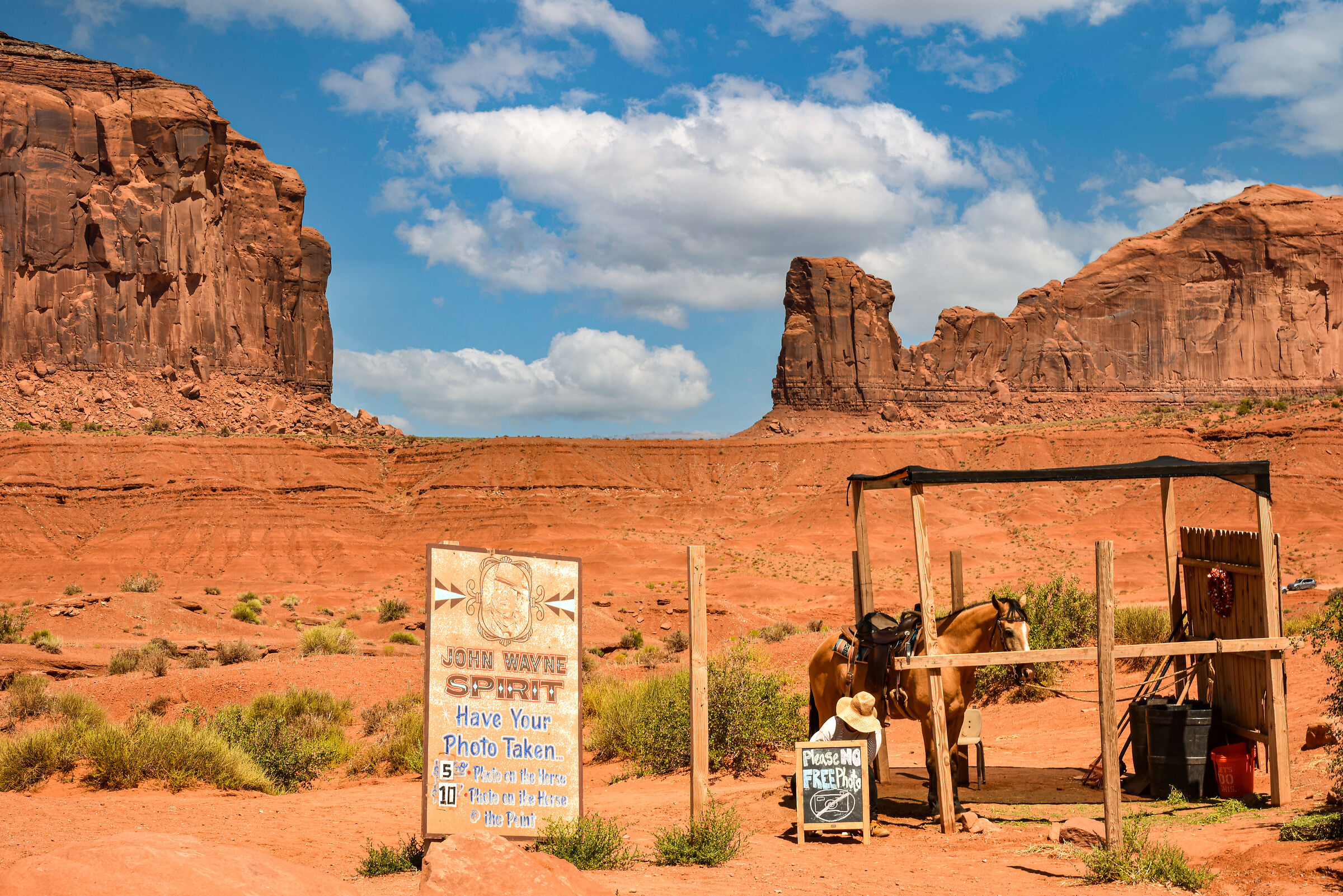Monument Valley Navajo Tribal Park