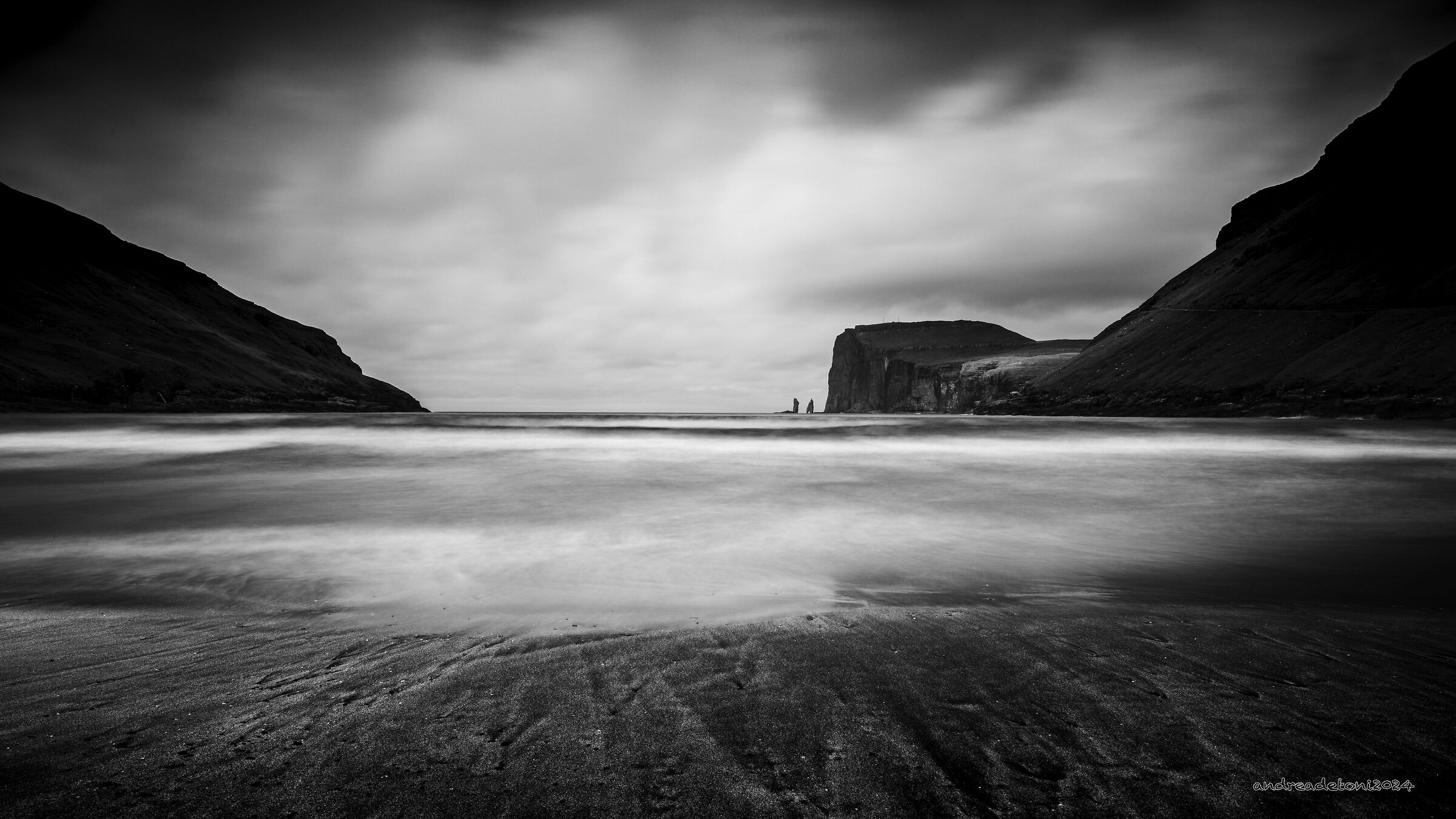 Faroe - Risin og Kellingin (The Giant and the Witch)