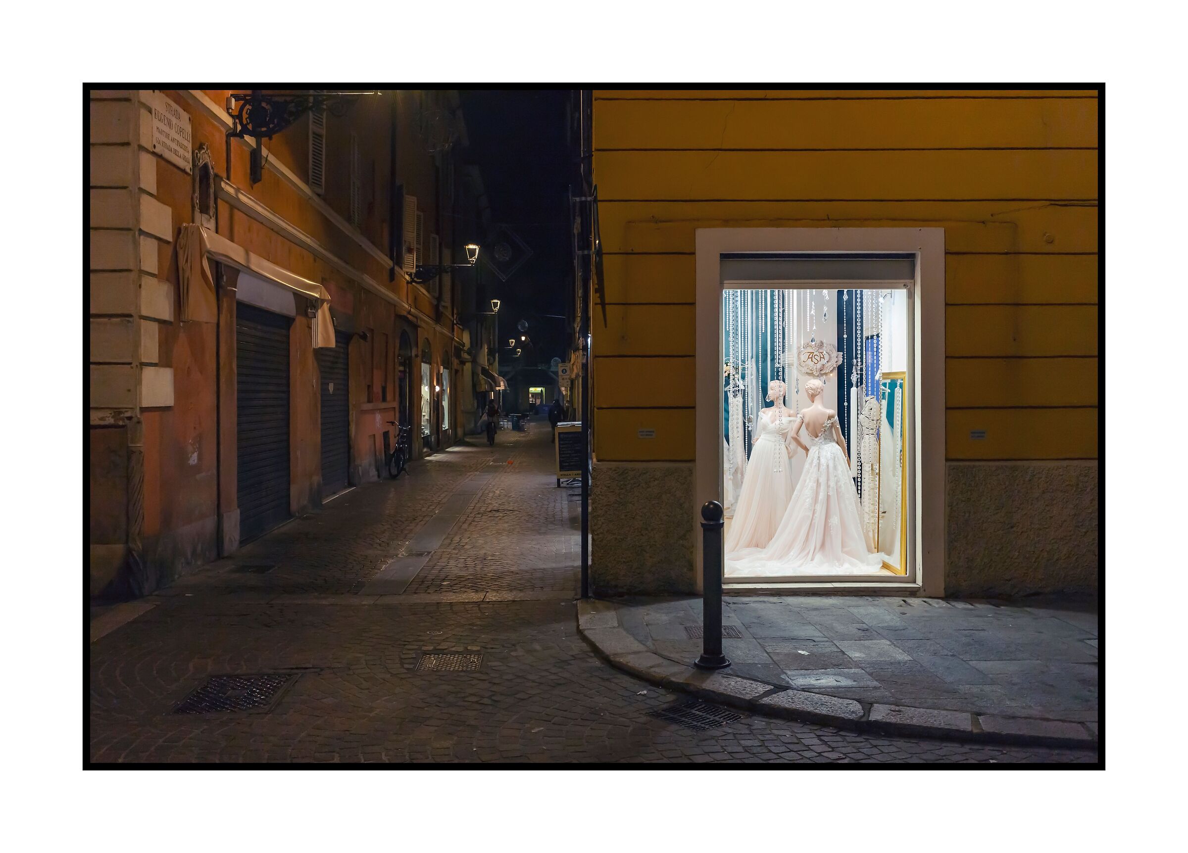 La sposa al mercato della Ghiaia