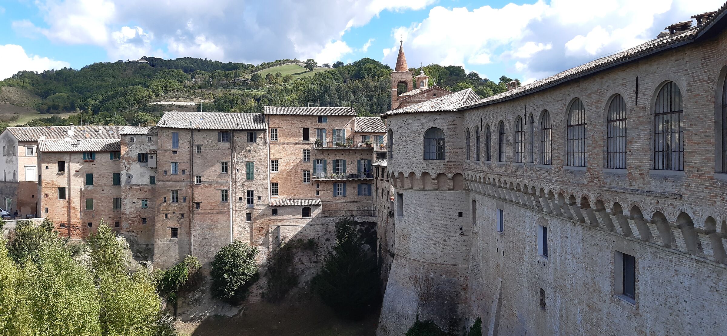 Urbania P.U