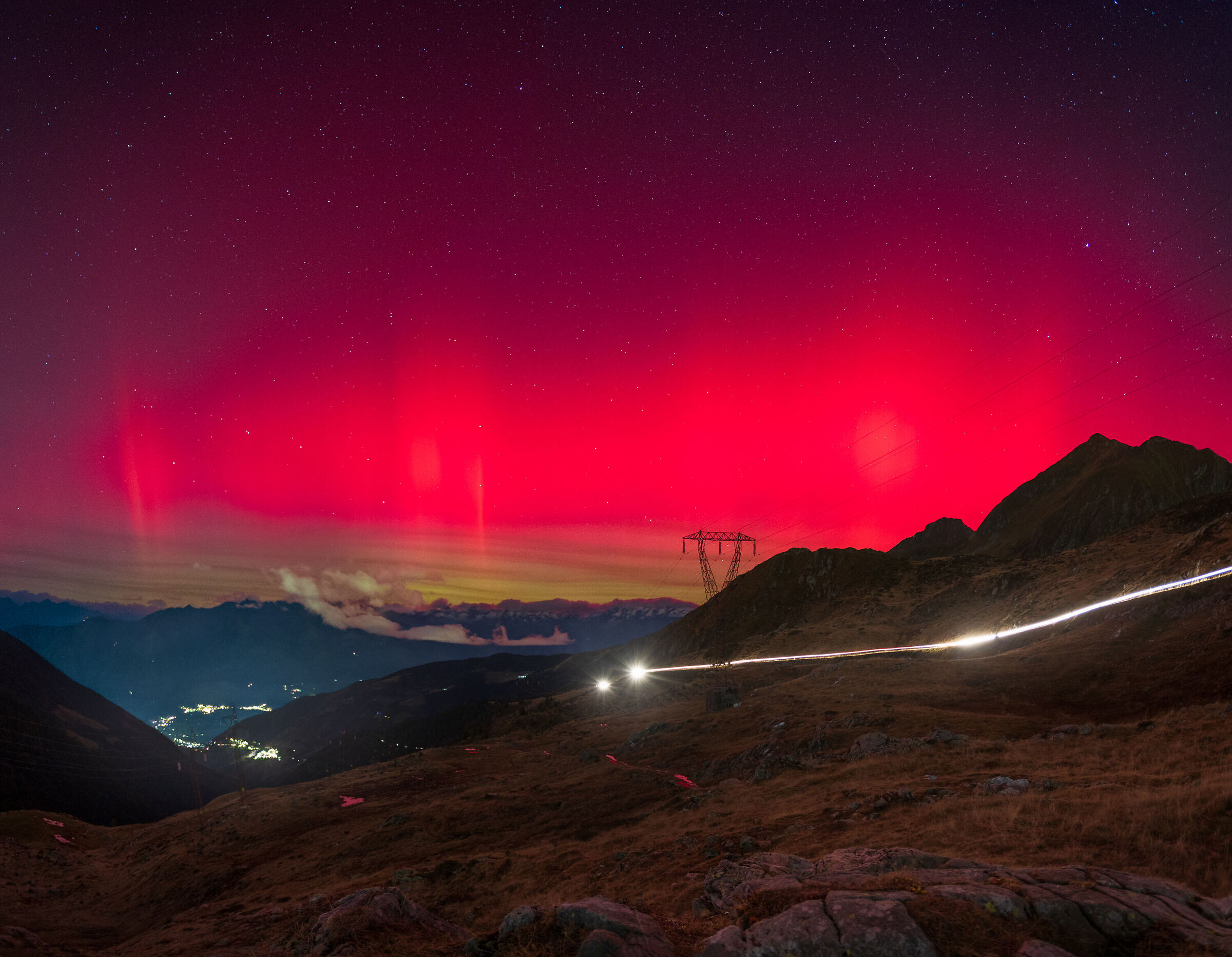 Northern/southern lights