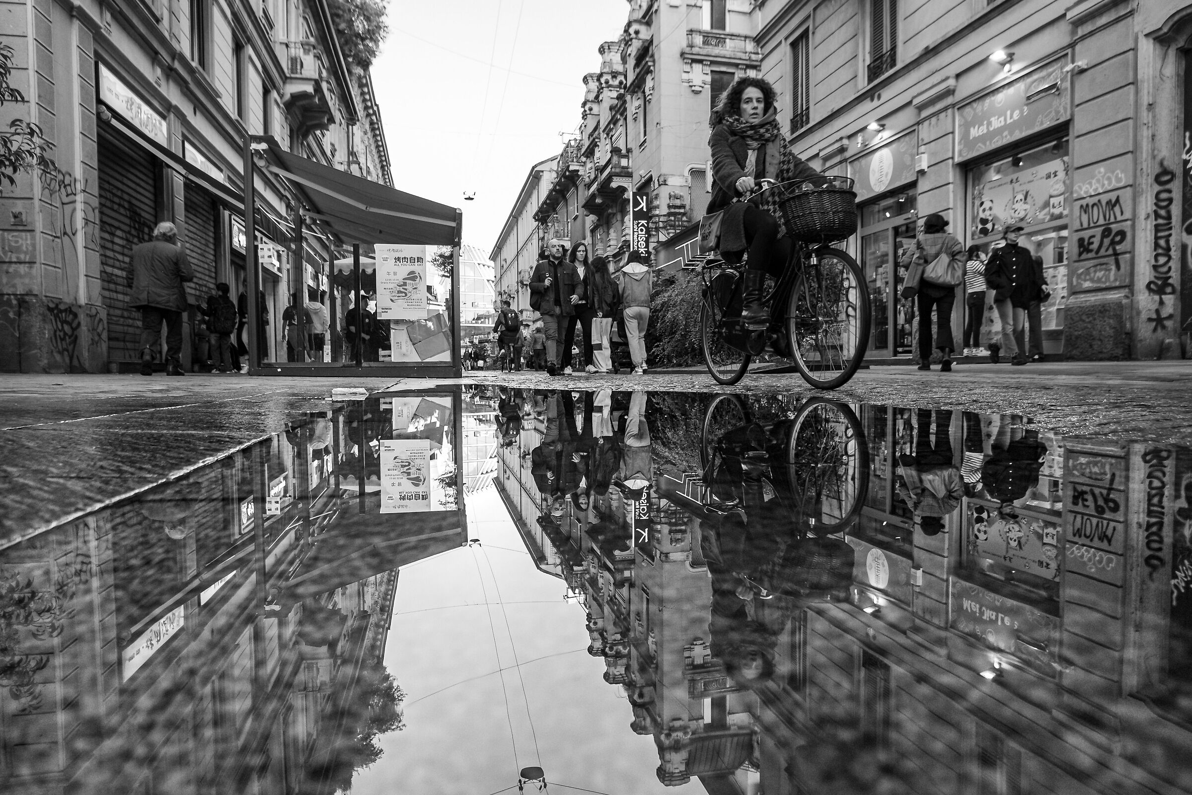 Mirror - Milan