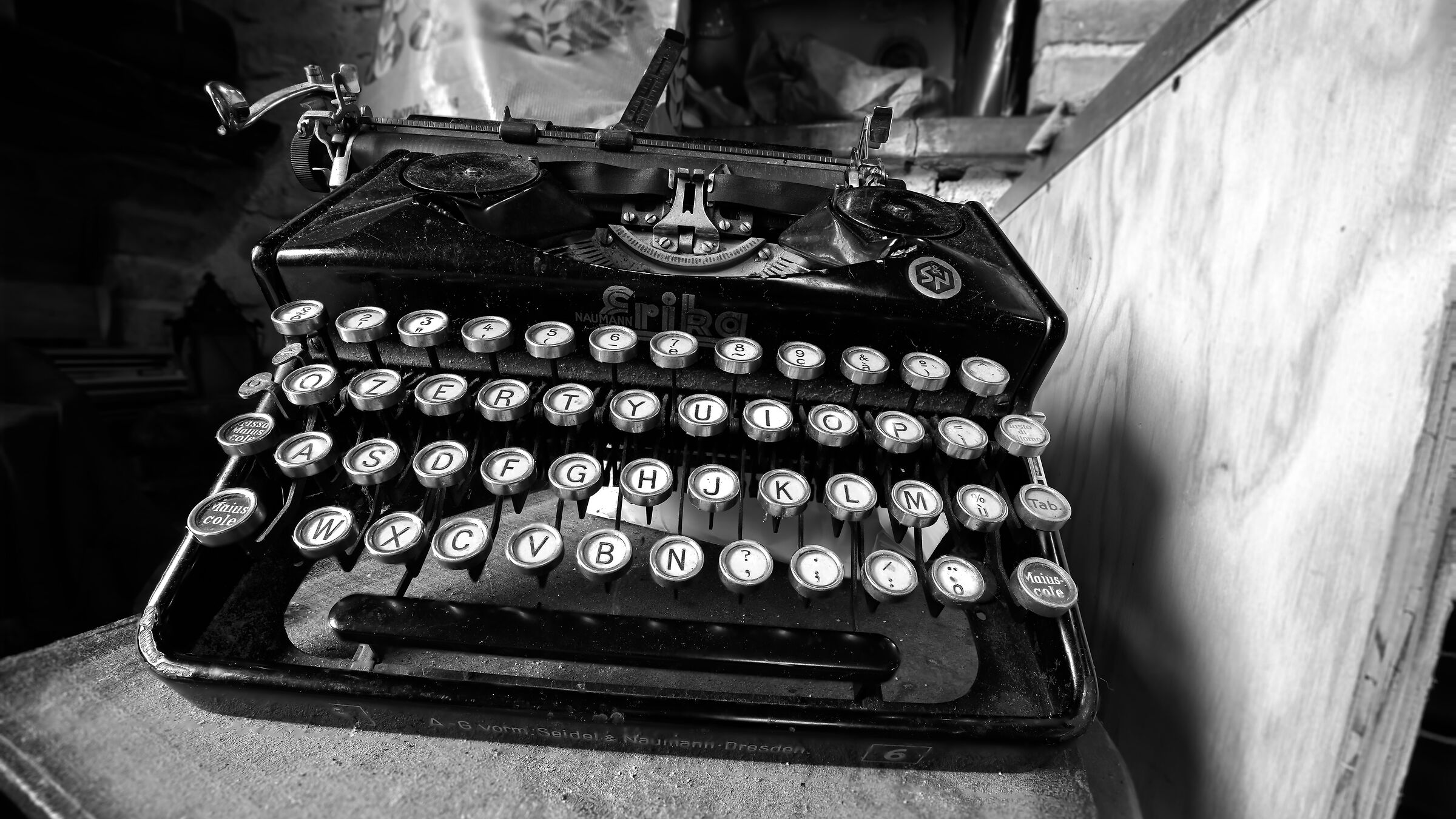 Macchina Da Scrivere 0001