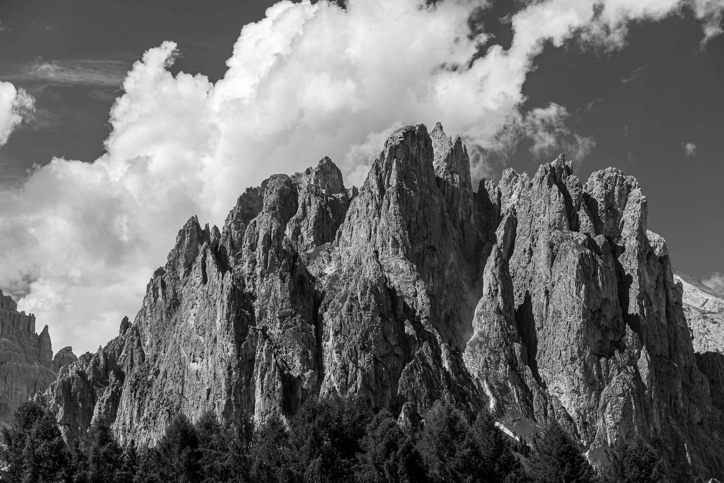 Vico di Fassa the Dolomites from Ciampedie in bn