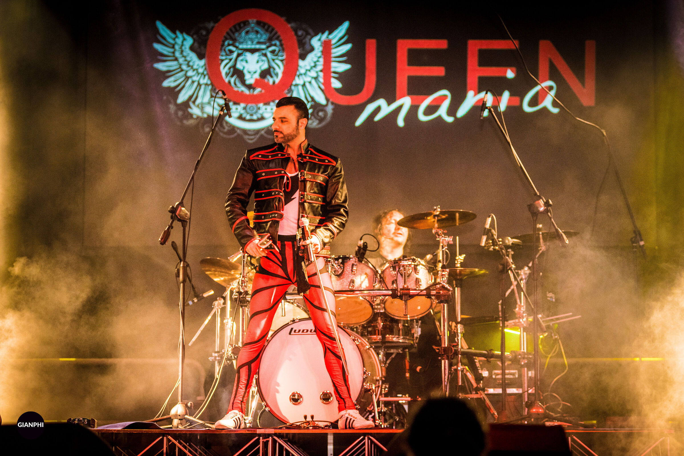 Queen Mania - Sonny Ensabella