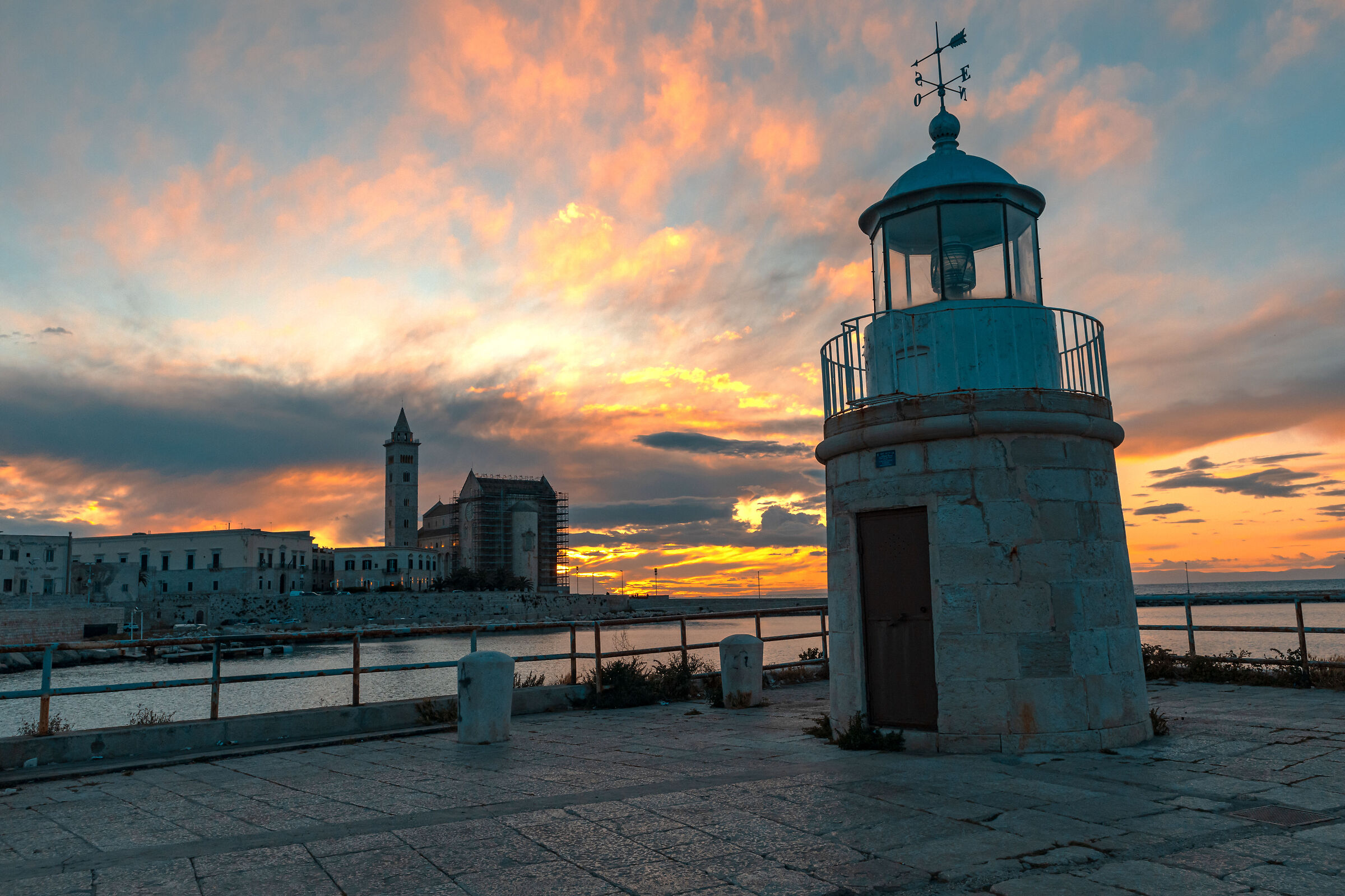 Sunset at the lighthouse