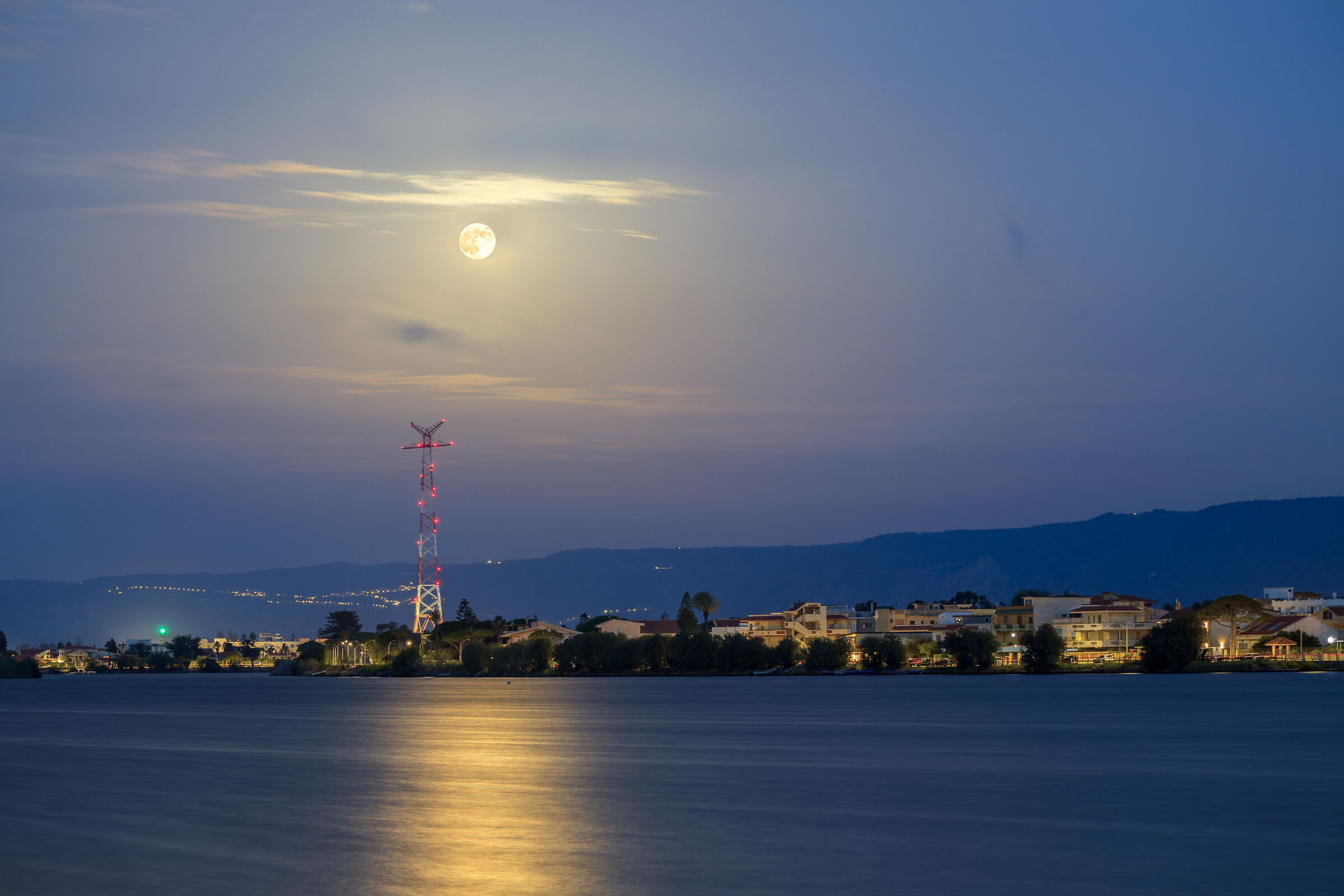 Super Luna al Pilone di Messina