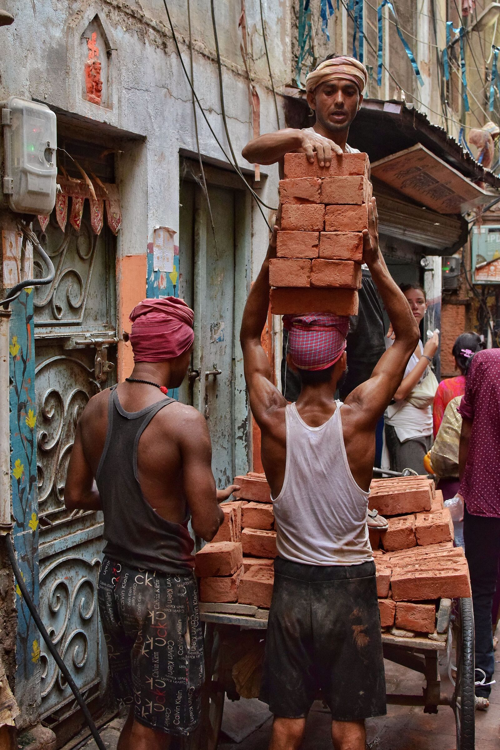 Indian workers in Varanasi - India
