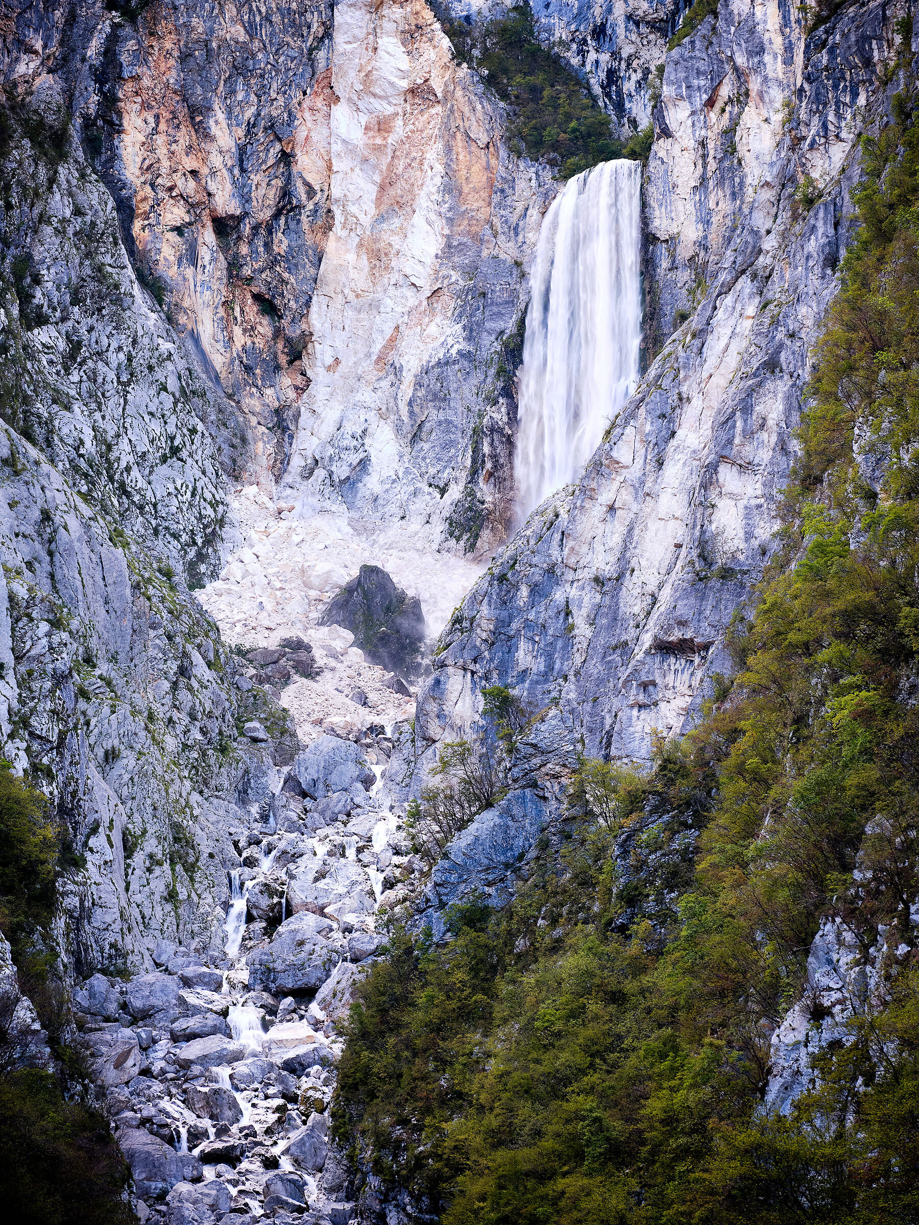 Boka waterfall