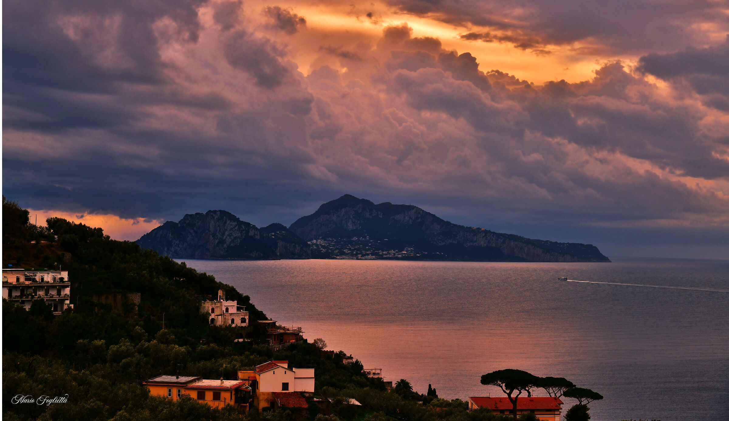 E per tetto, un cielo minaccioso