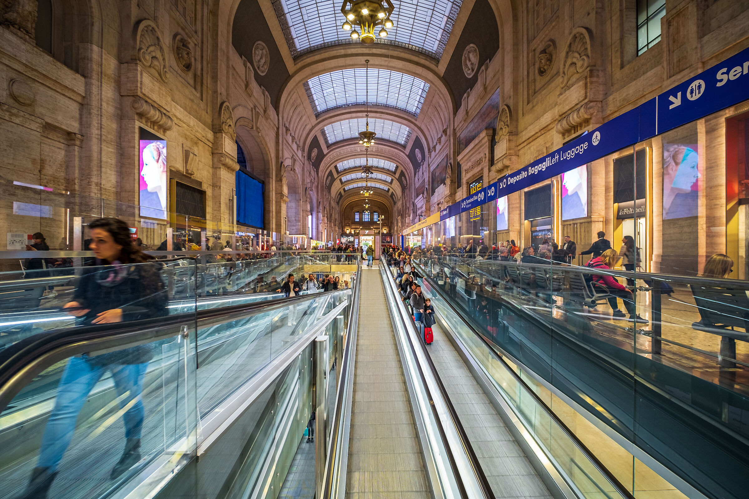 Central Station - Milan