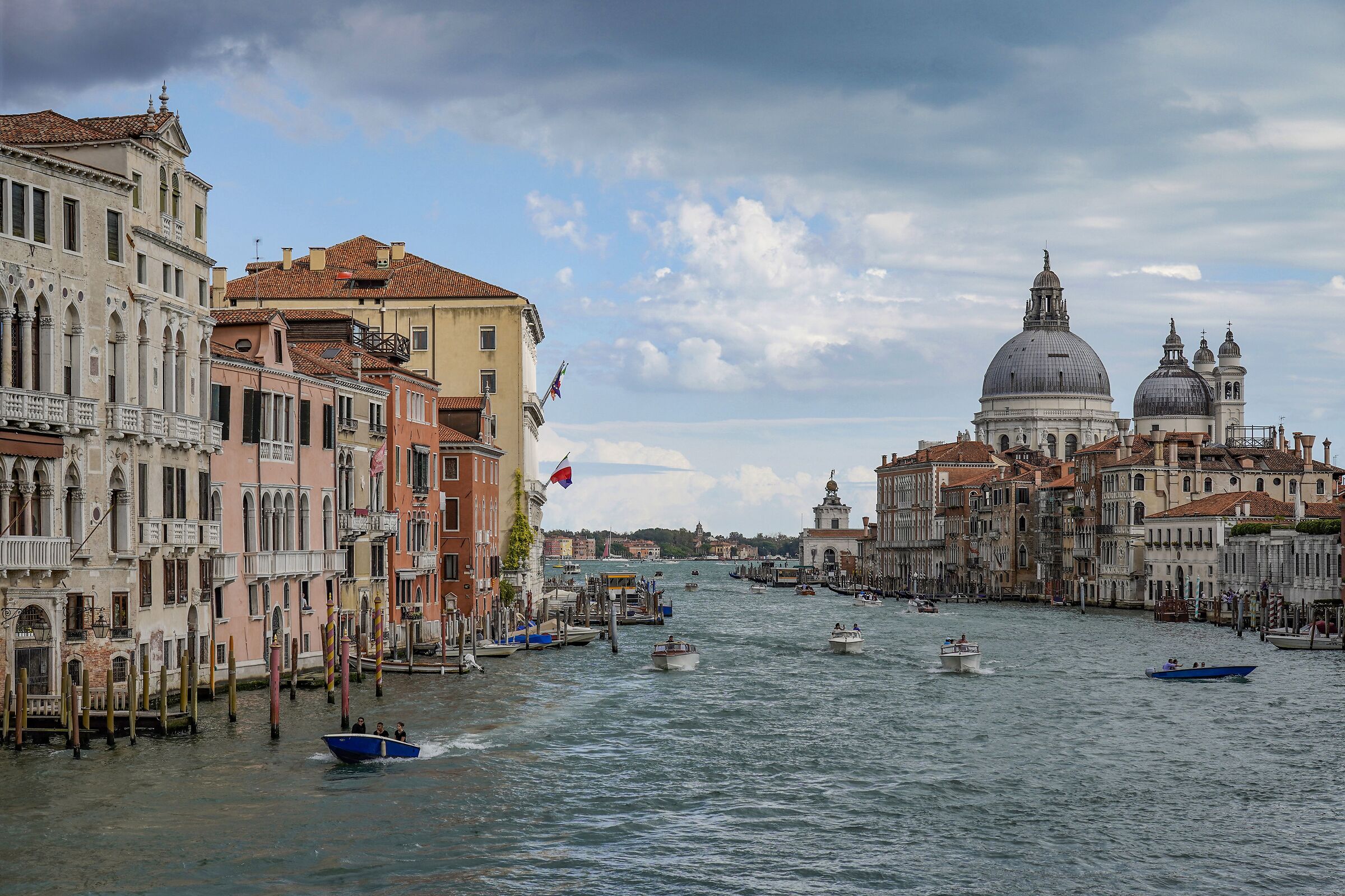 Vista dal Ponte dell'Accademia (classicone) - 2