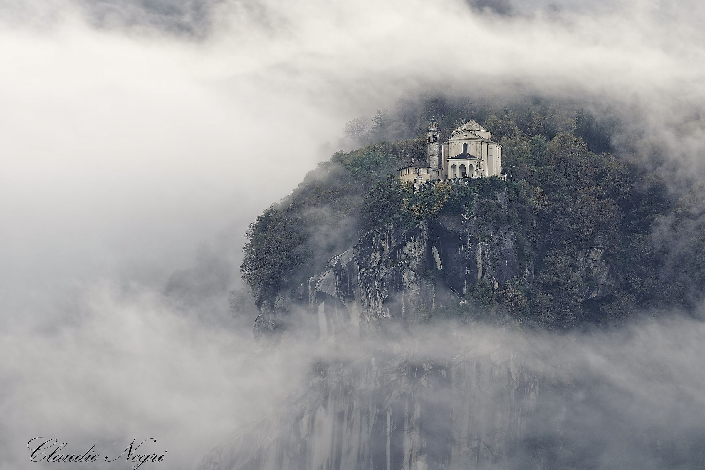 Madonna del Sasso. Lago d'Orta