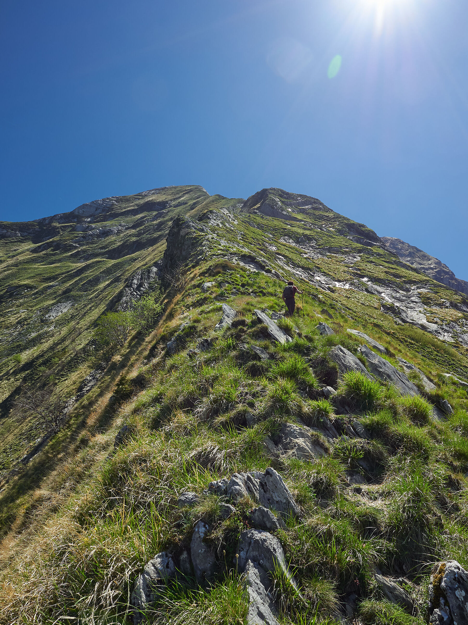 Salita della Bagola (monte Pisanino -Apuane)