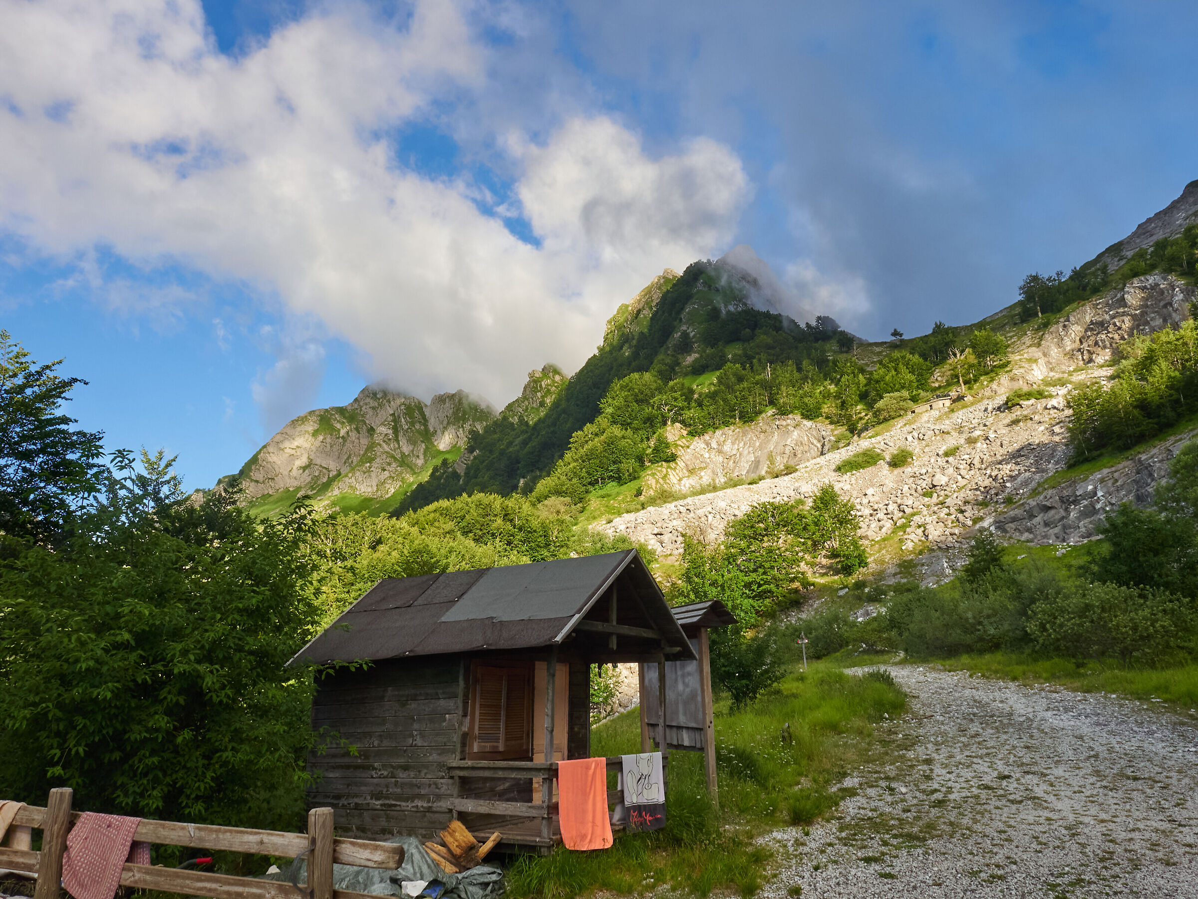 Nubi sul monte Contrario- Apuane