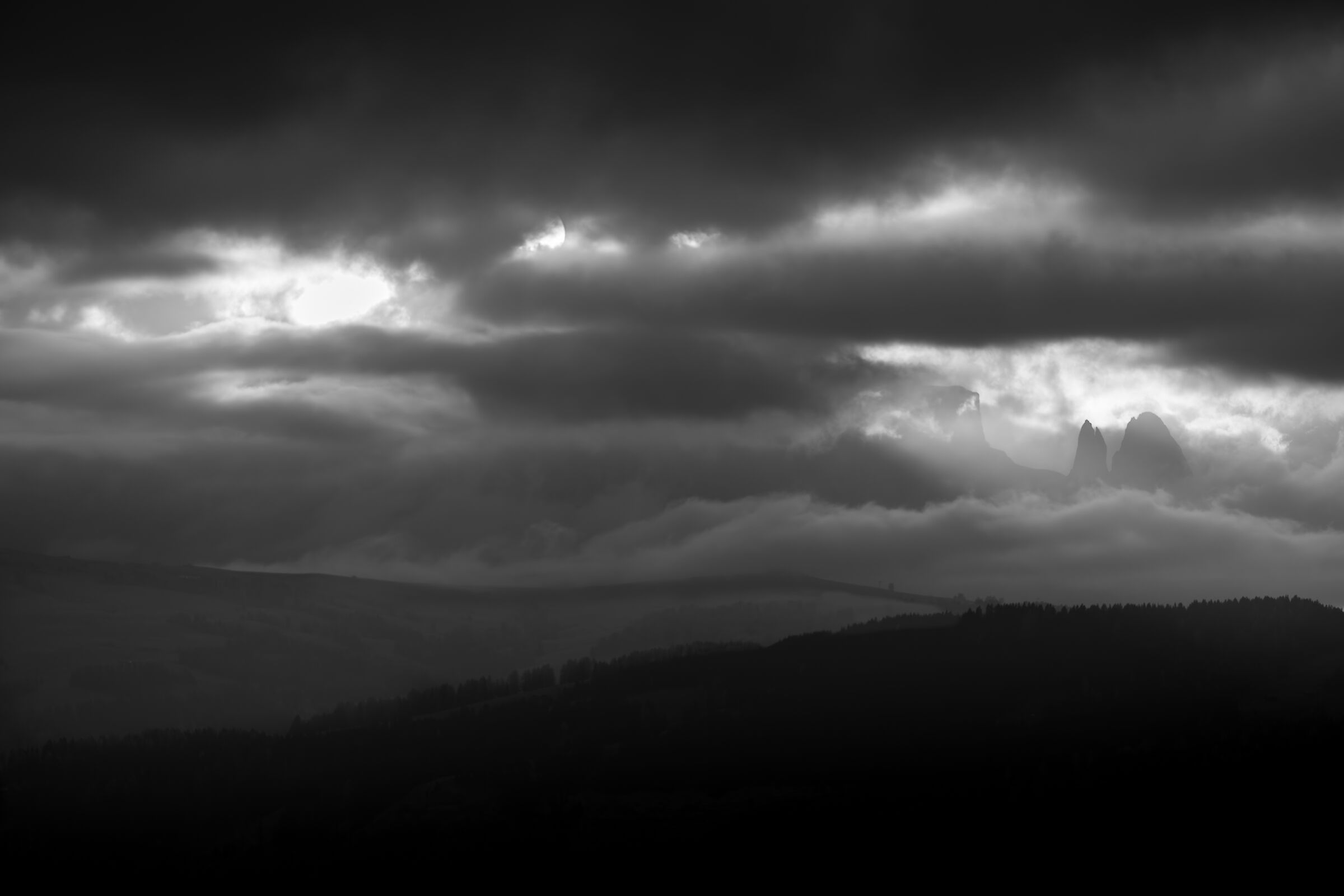 Tramonto dopo la pioggia sull' Alpe di Siusi