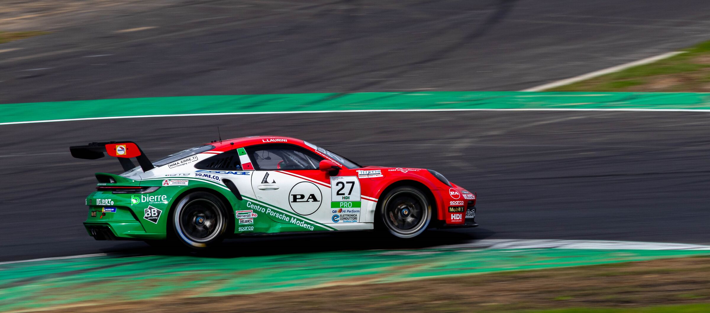 Salto sui cordoli della prima variante