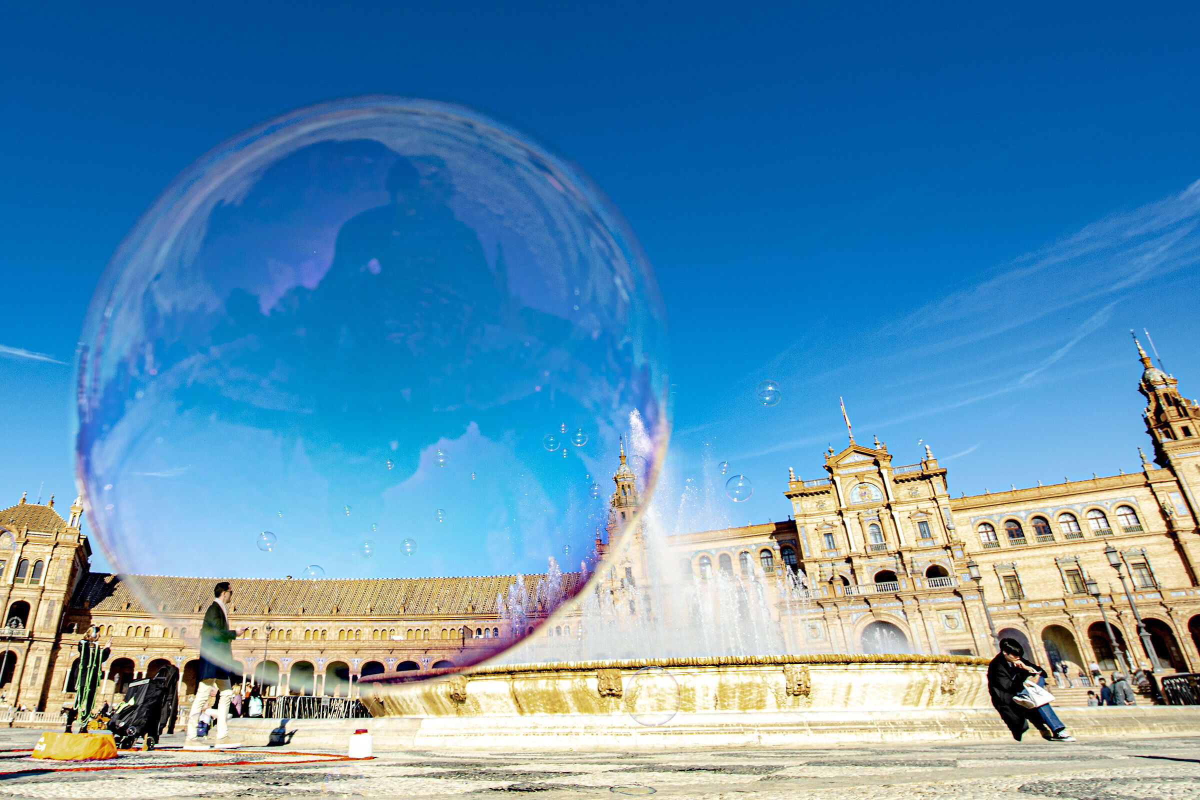 Seville through the eyes of children