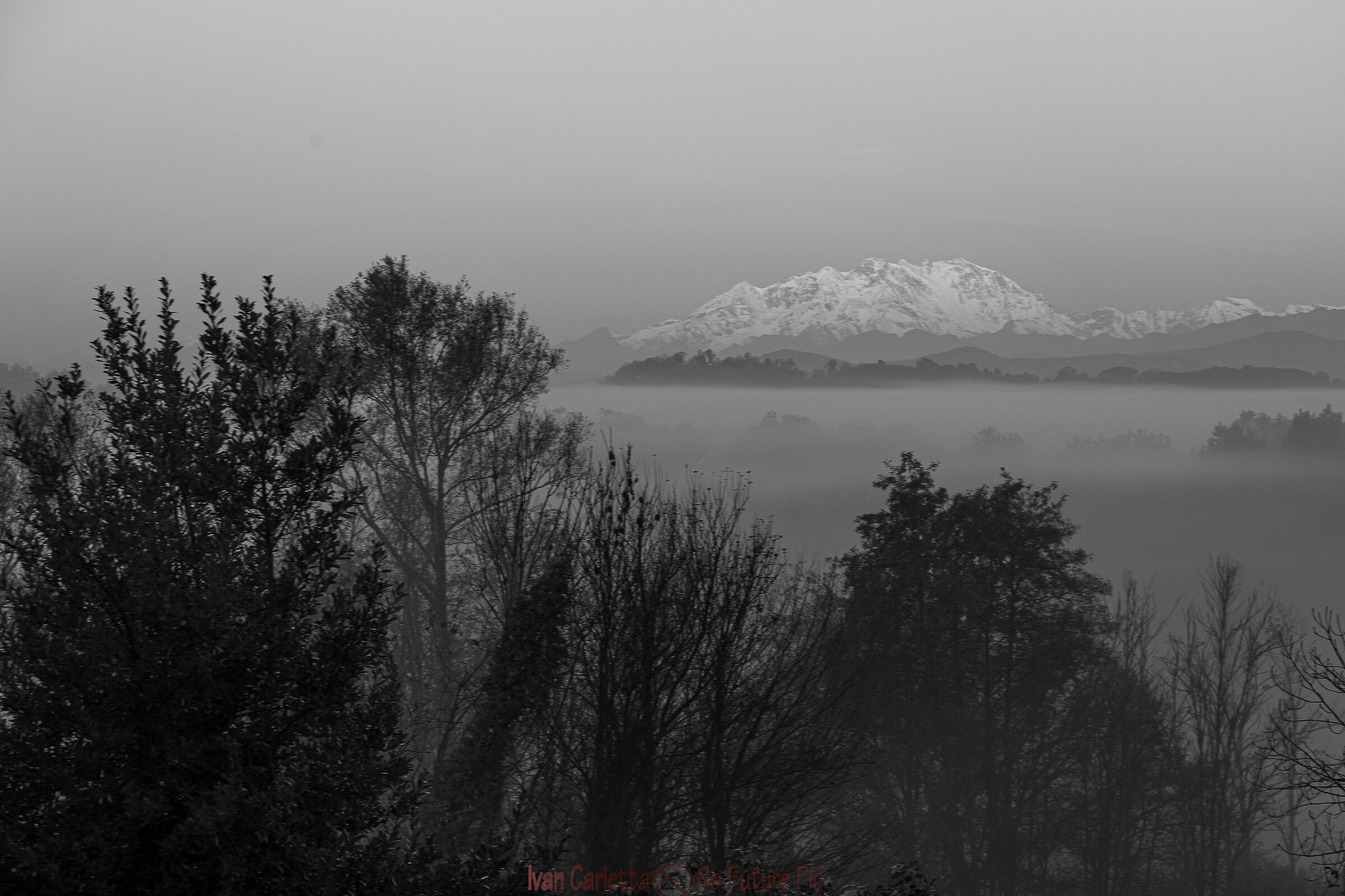 dopo il parcheggio una splendida vista, il monte rosa