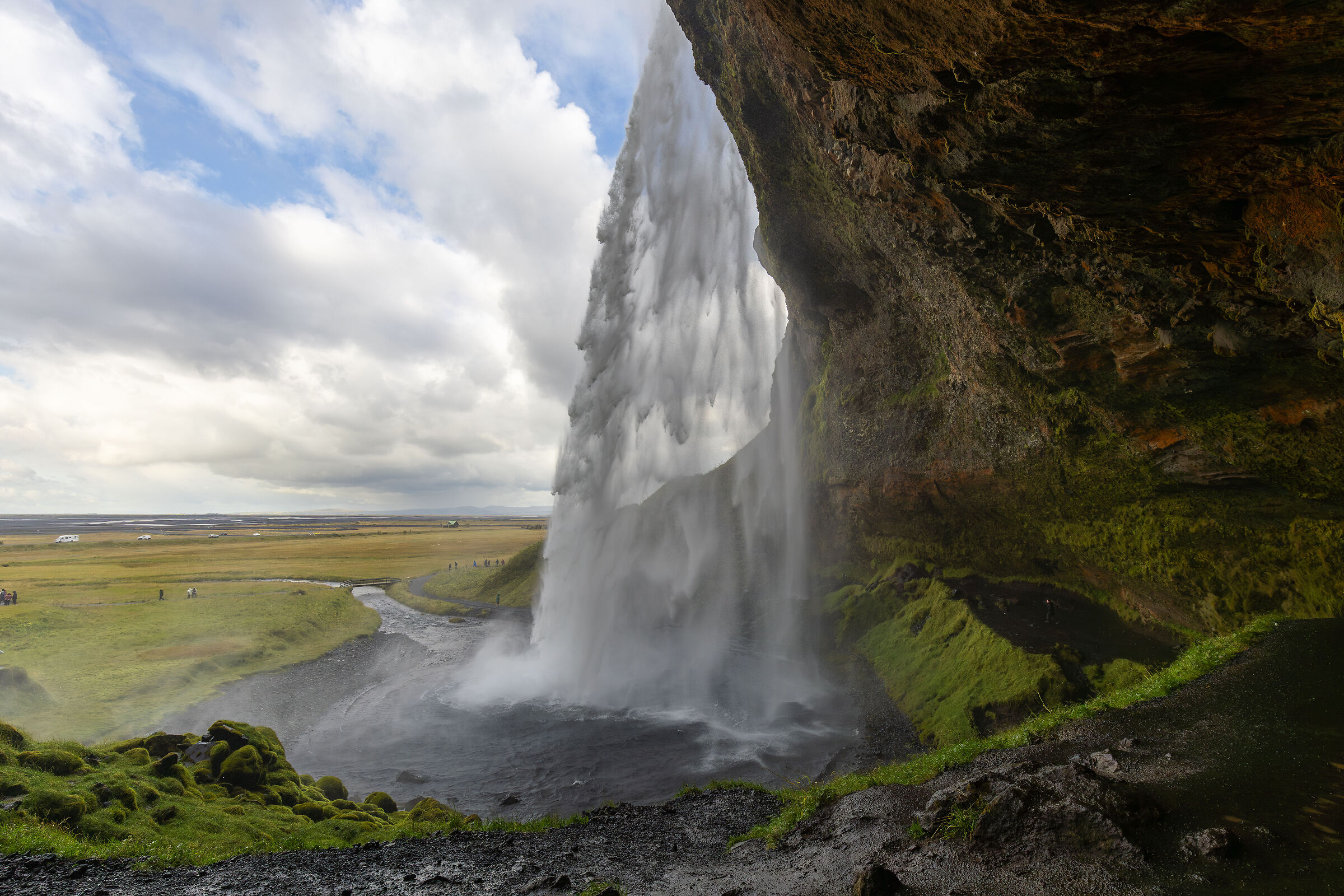 Seljalandsfoss water fall