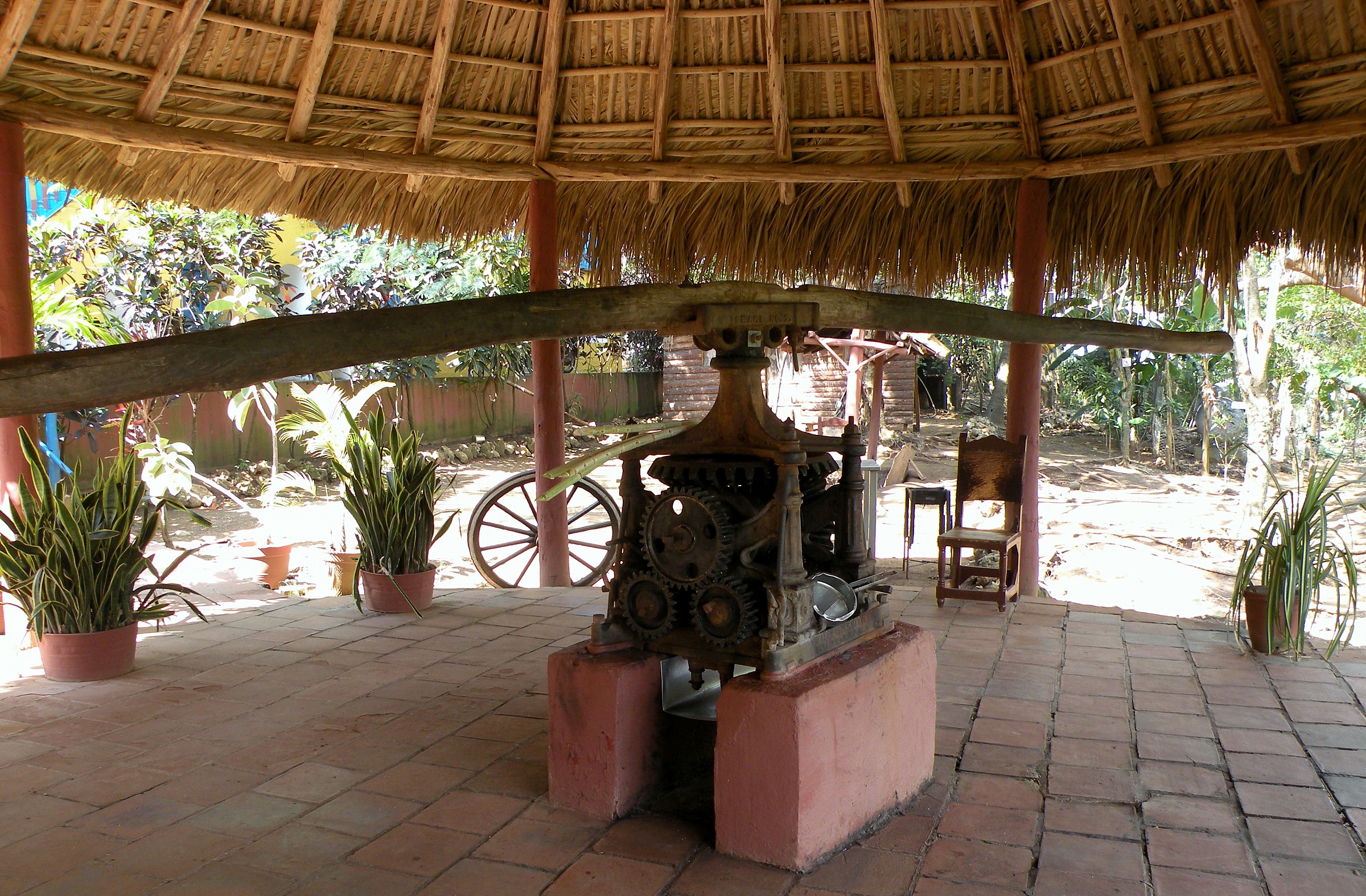 Press for the extraction from sugar cane