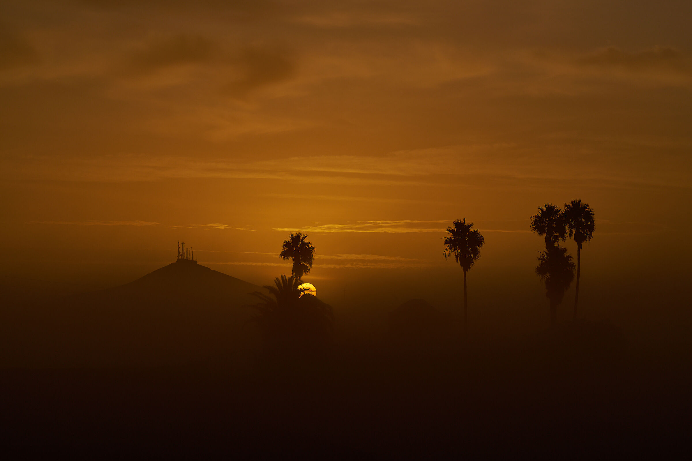 Sunrise in San Bartolomé