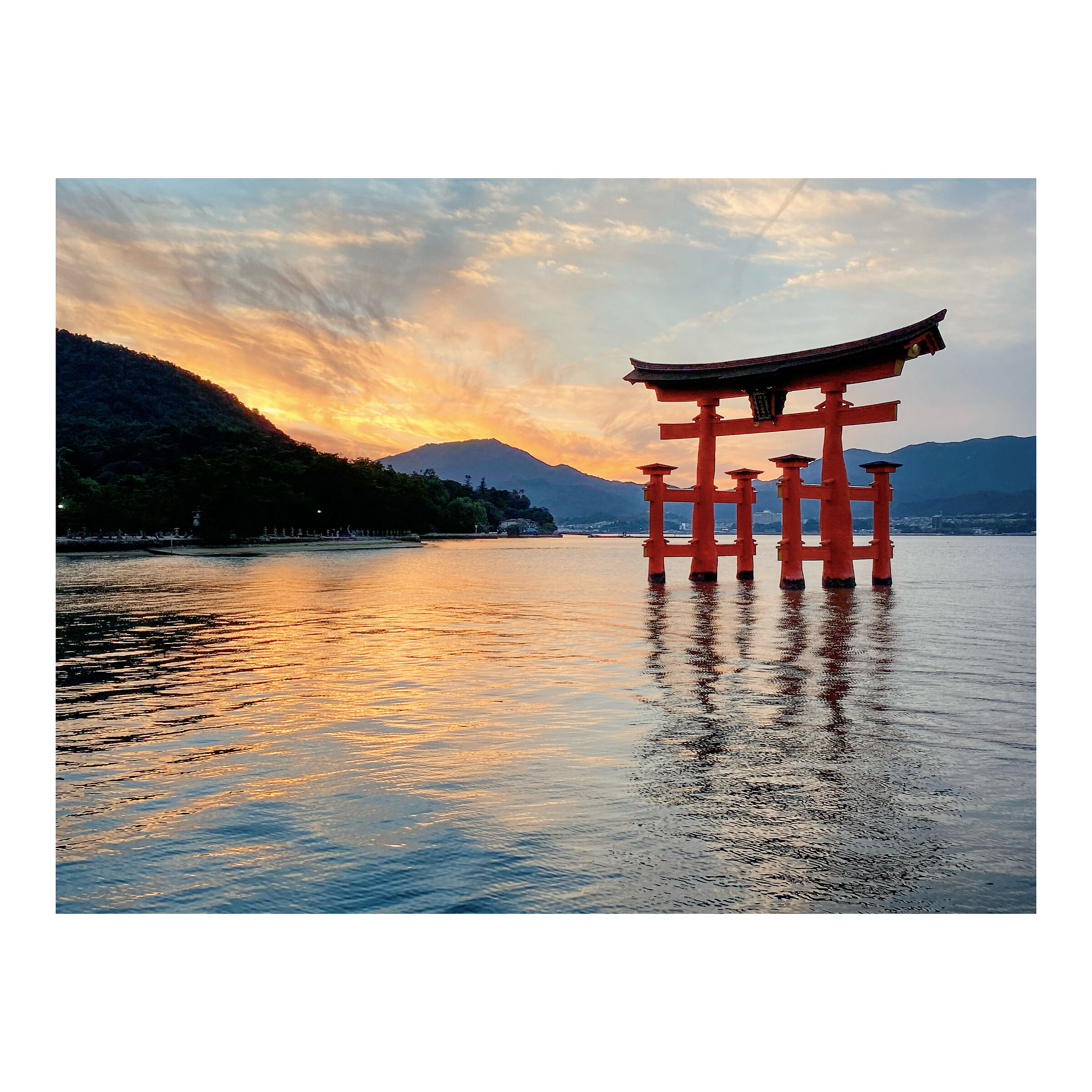 Torii al tramonto
