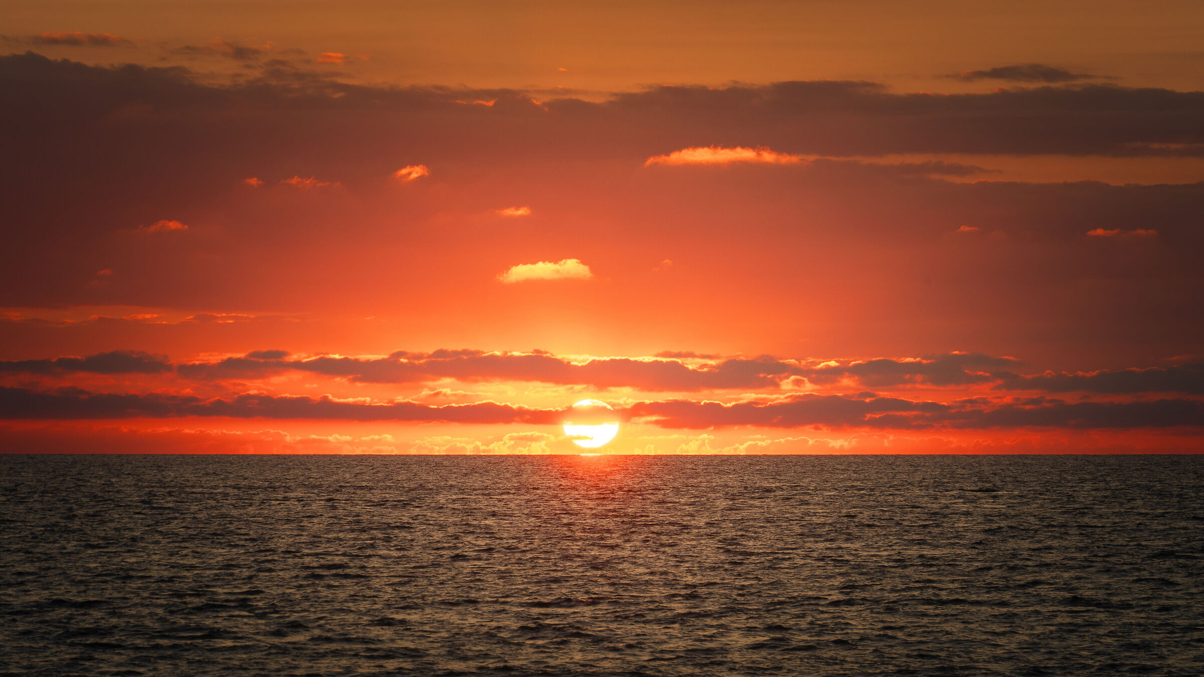 Tramonto sul mare