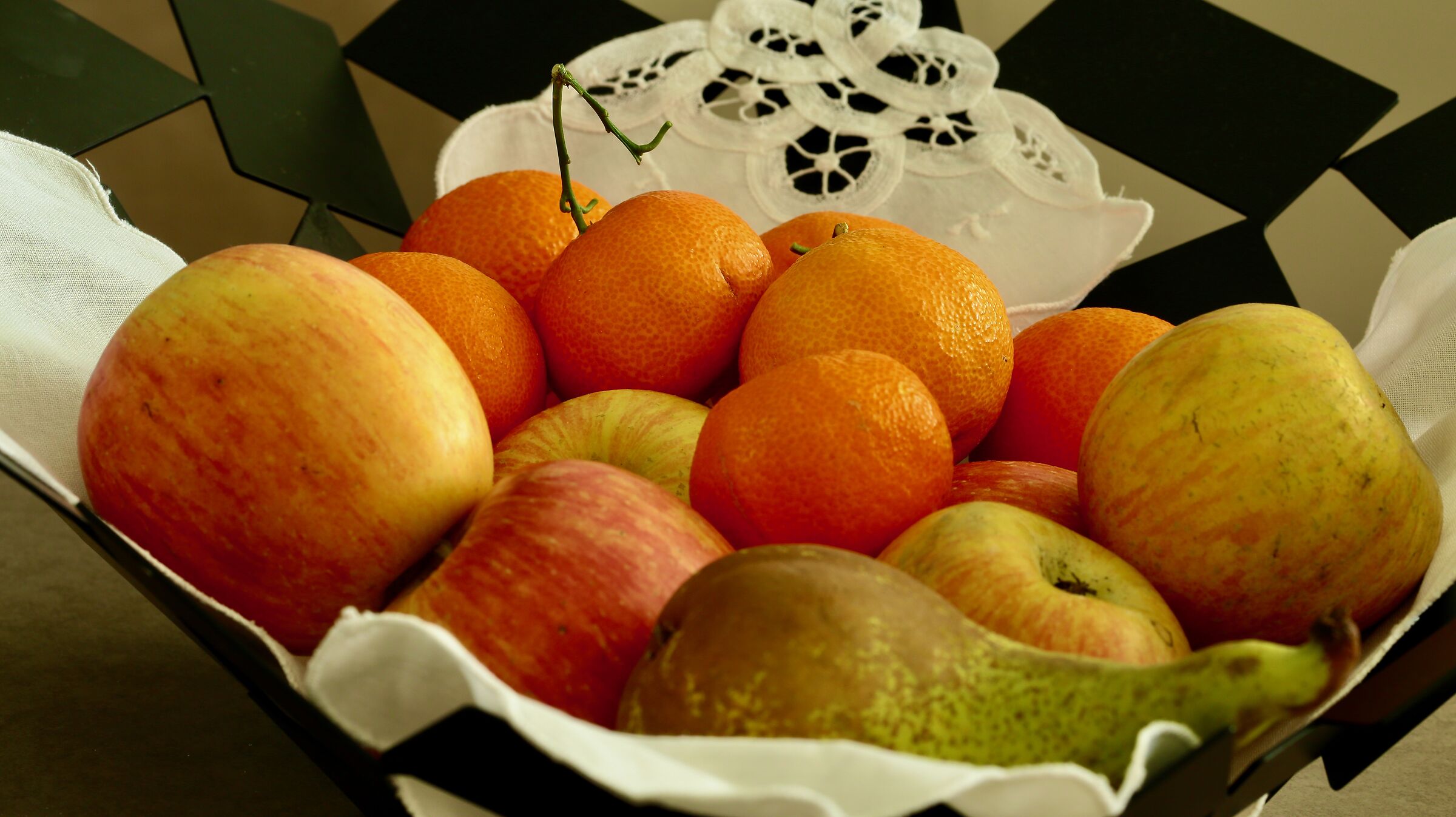 Frutta fresca di stagione.