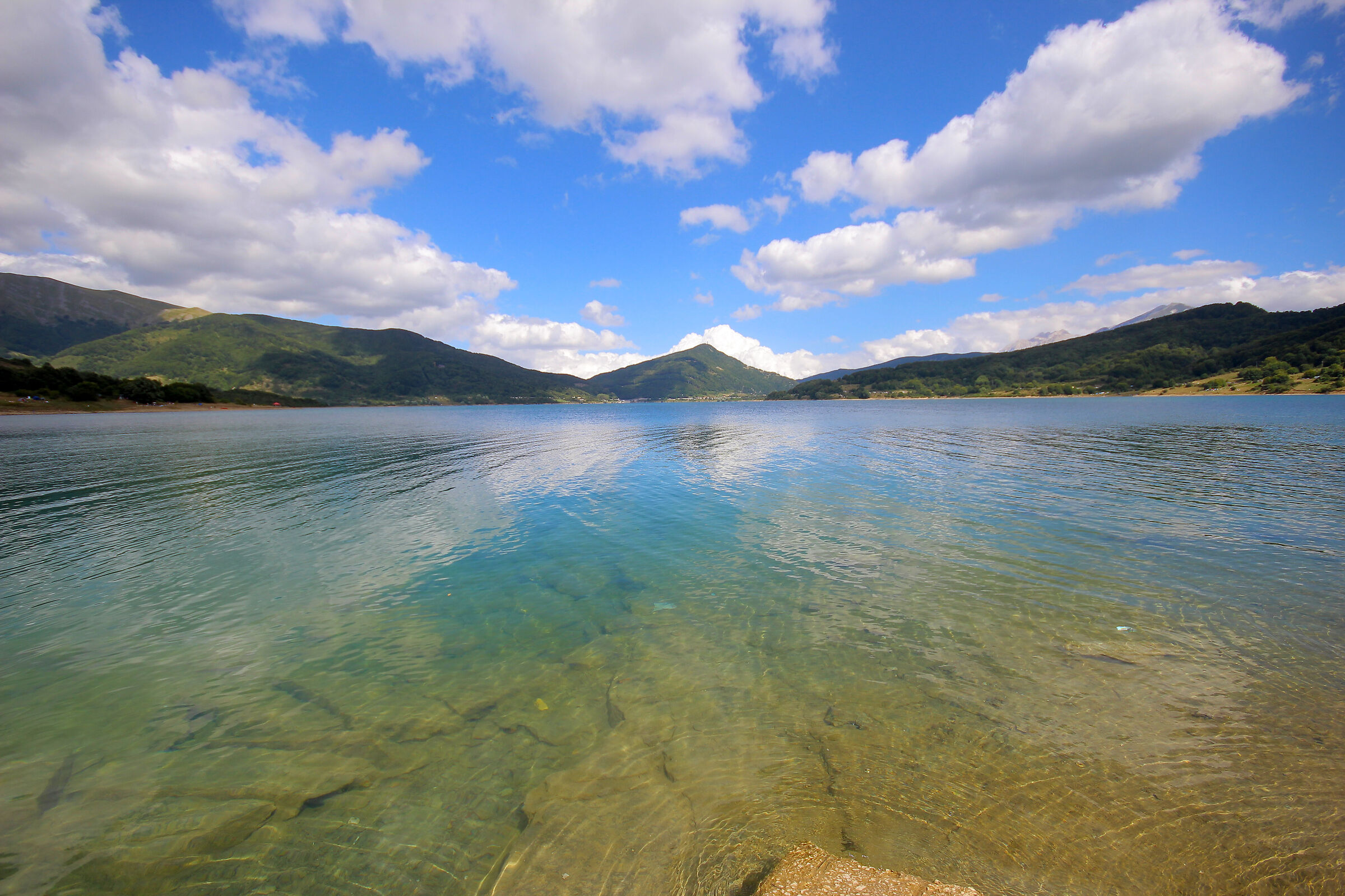 fughe nel lago