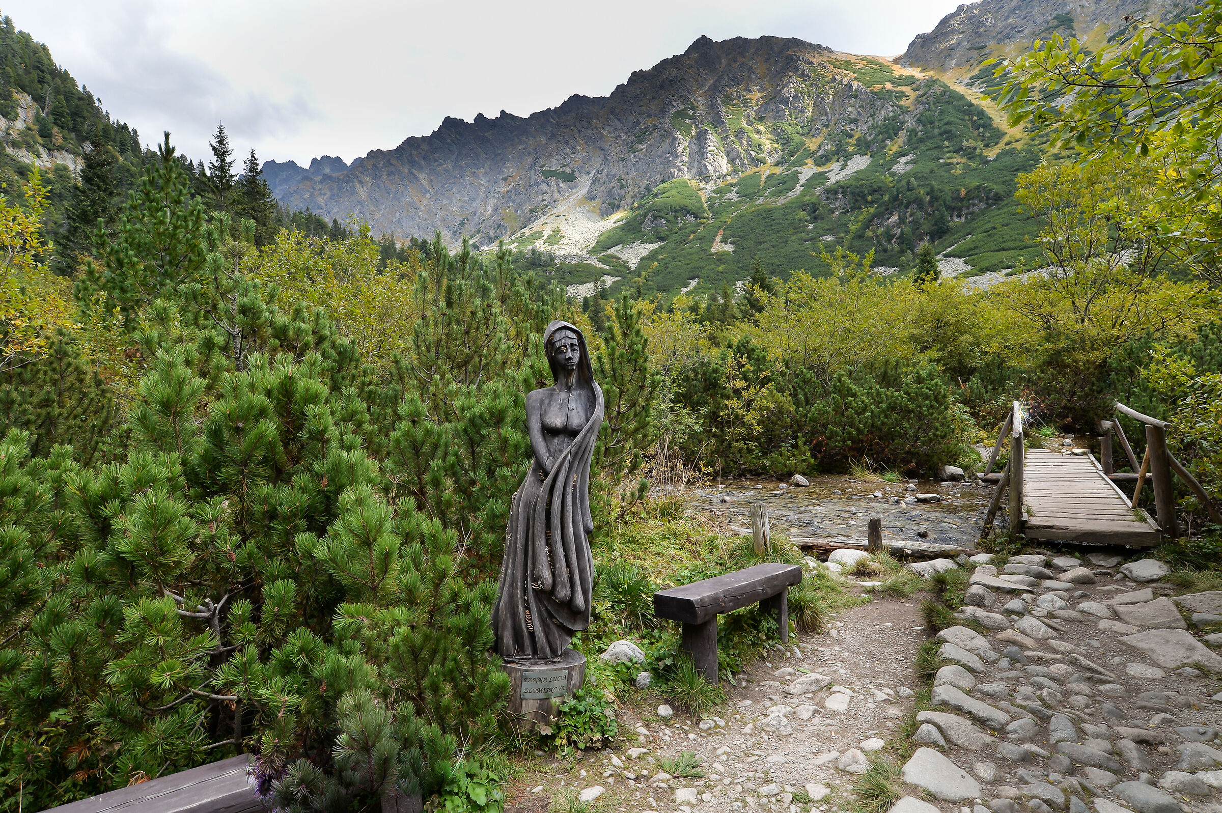 Lady Lucia Zlomiskova