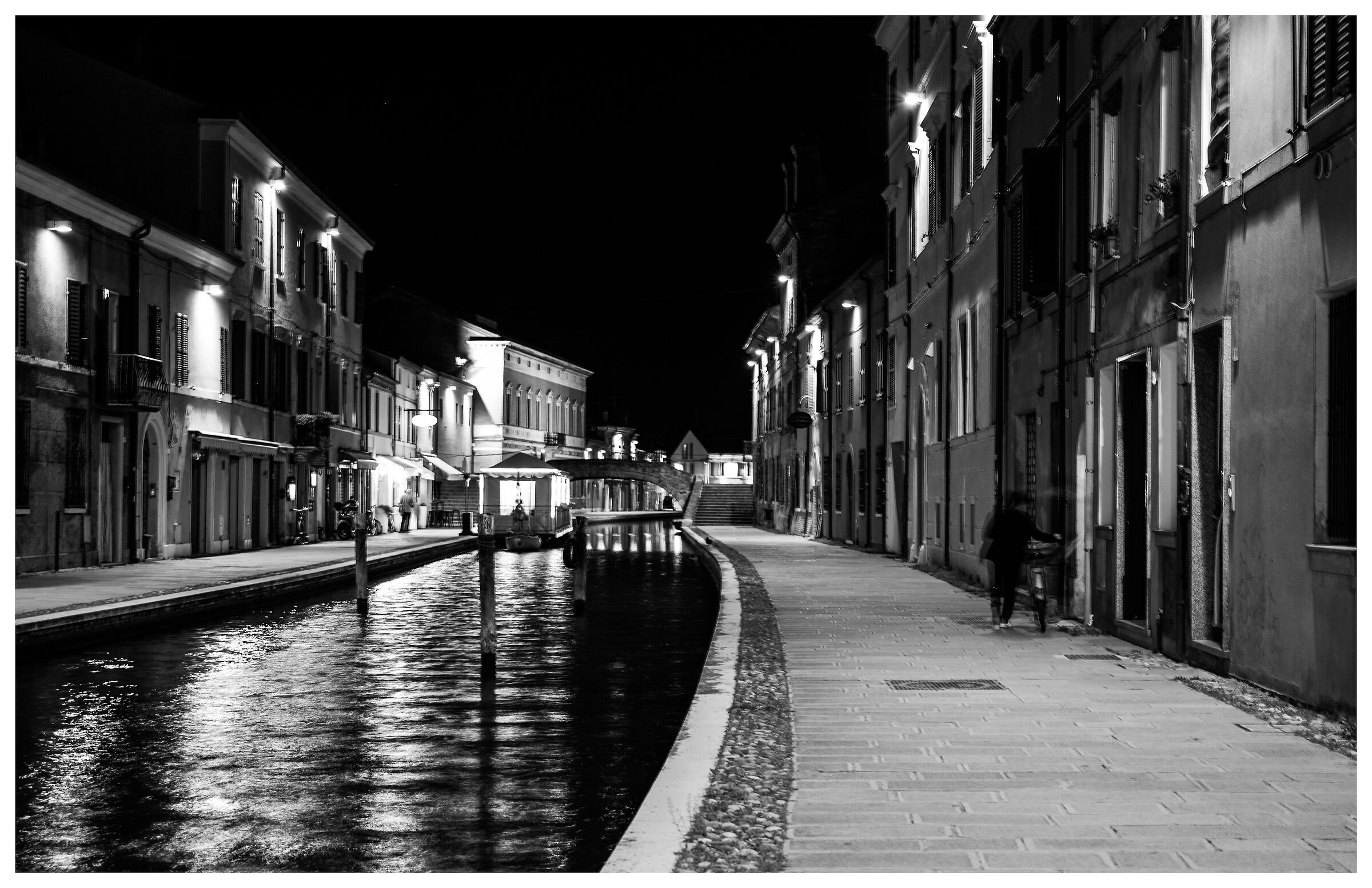 Comacchio night in black and white