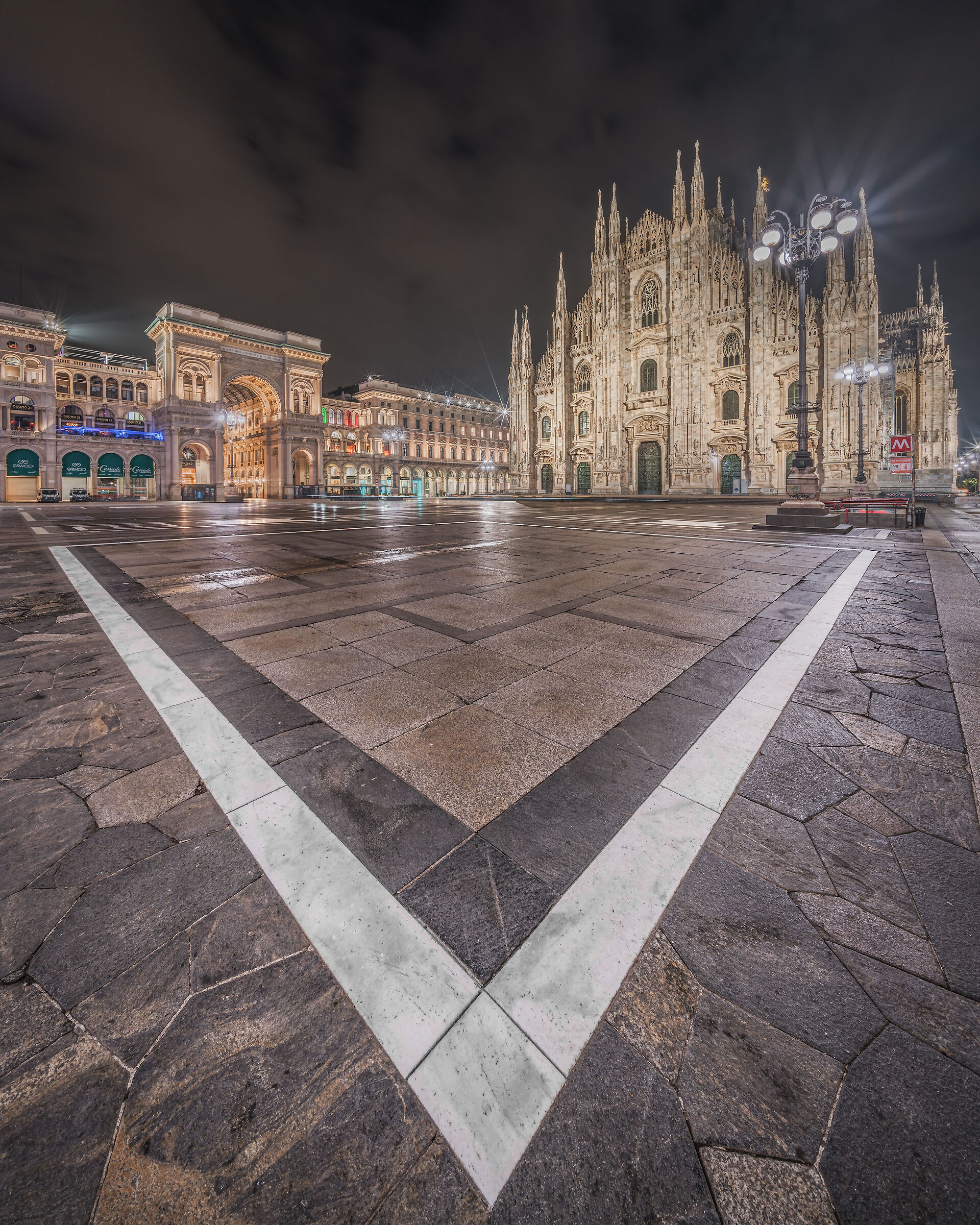 MILAN DUOMO