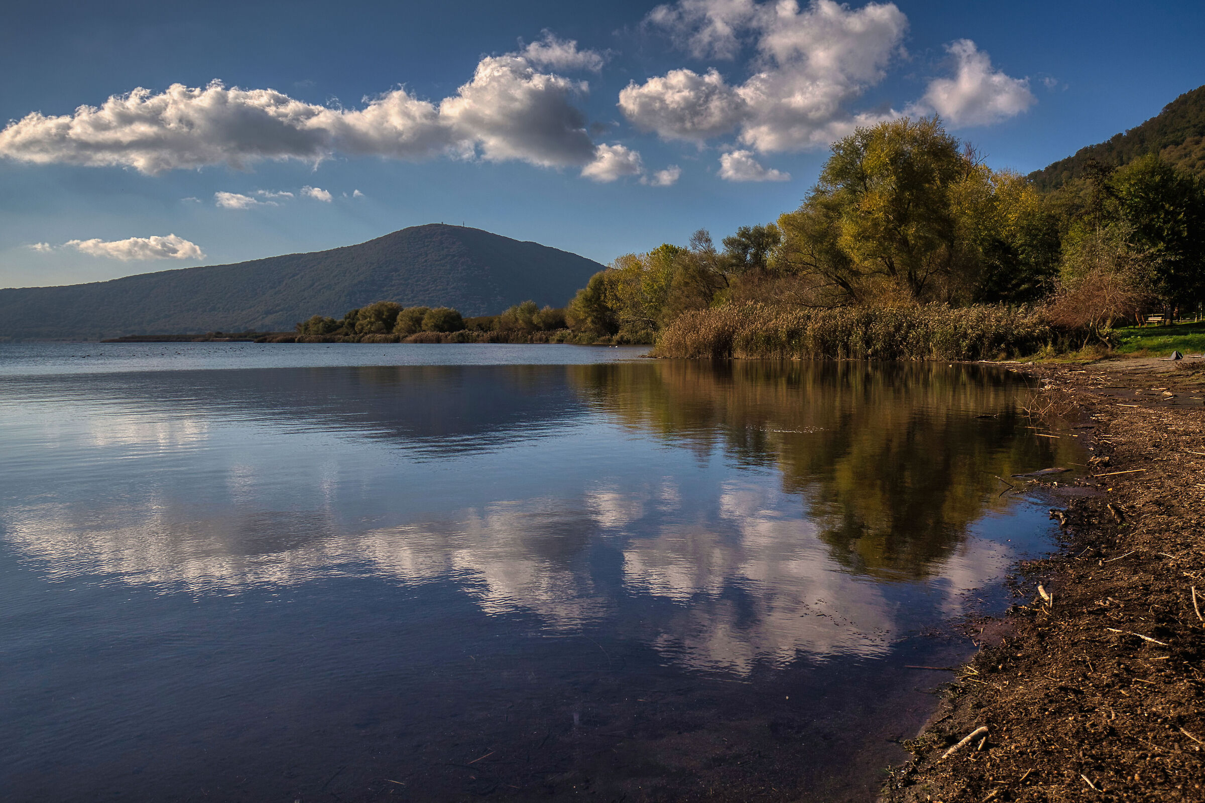 Autumn at Lake Vico