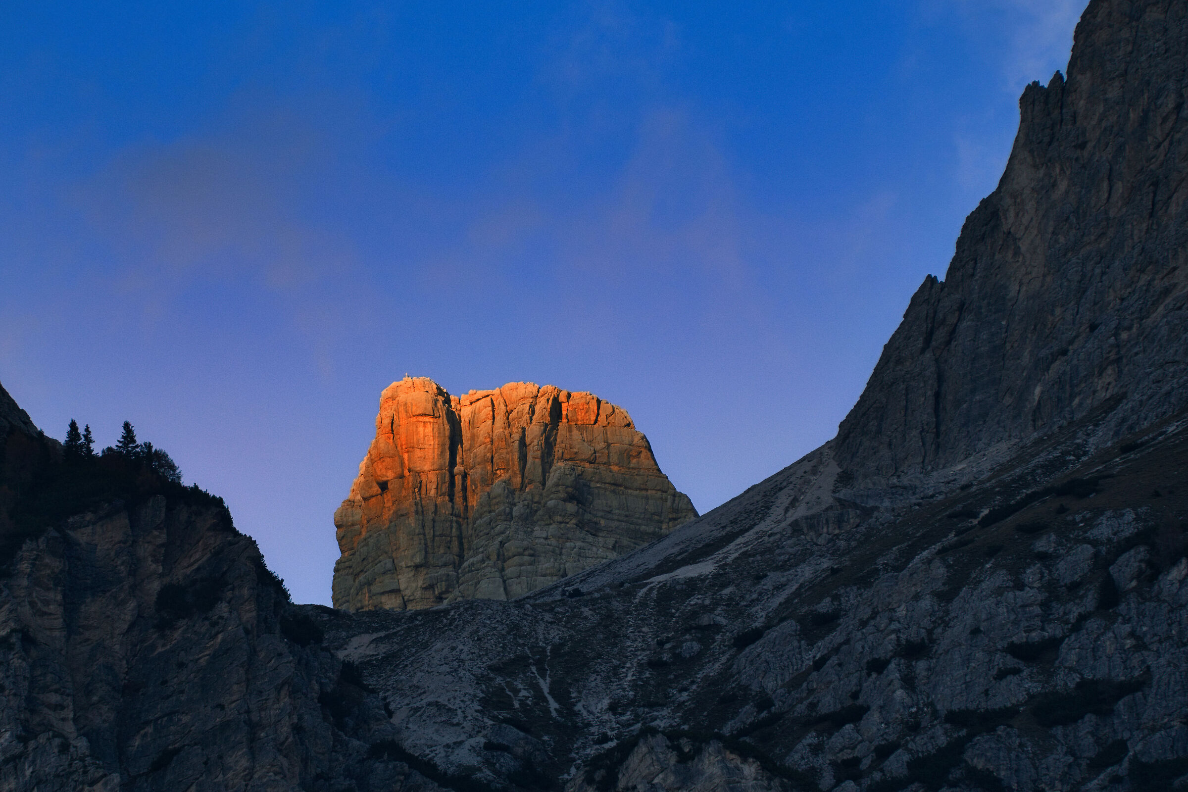 The last sun on the Torre dei Sabbioni
