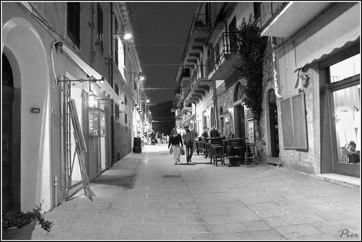 Capoliveri by night