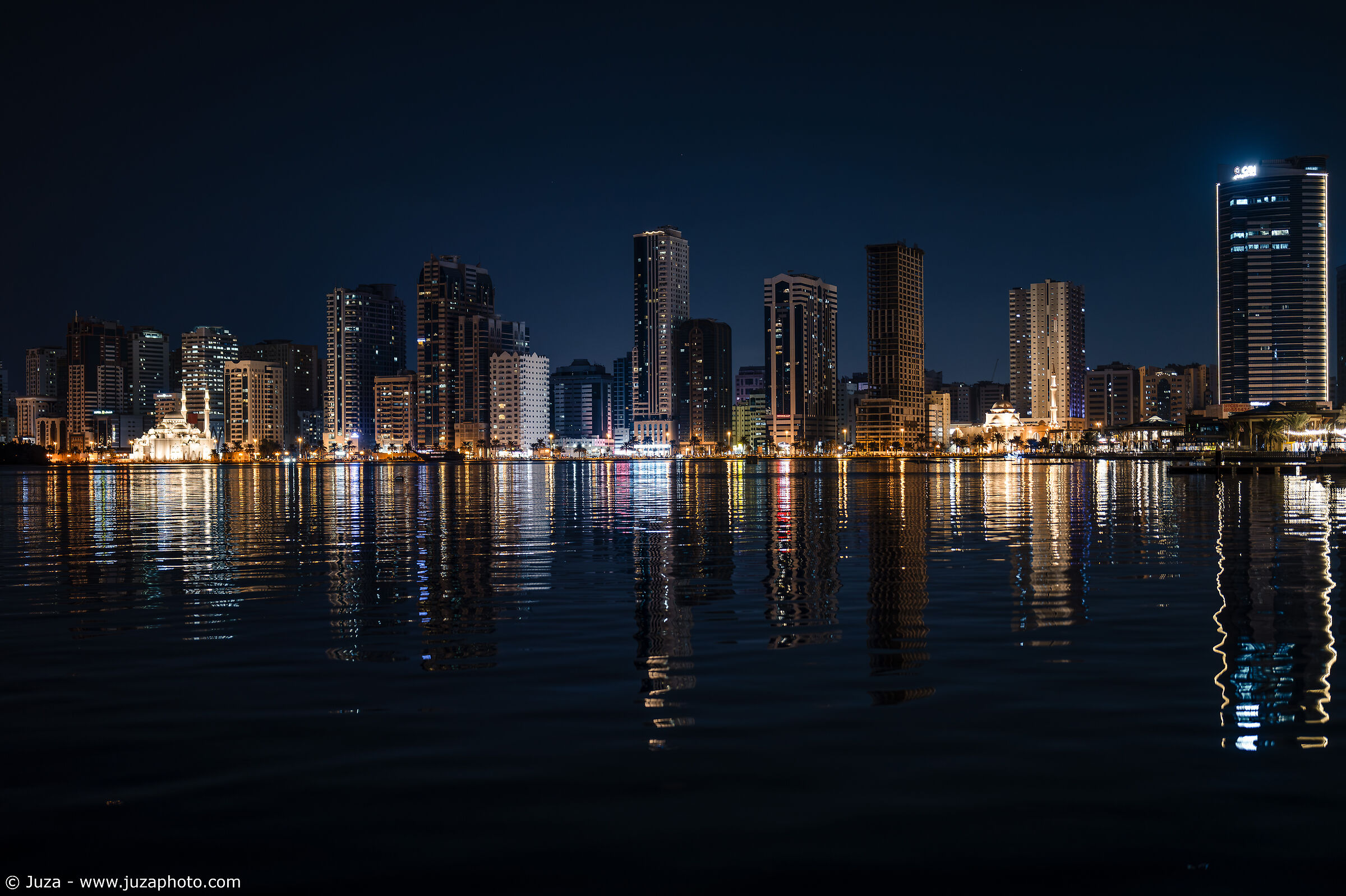 La notte a Sharjah (Emirati Arabi)