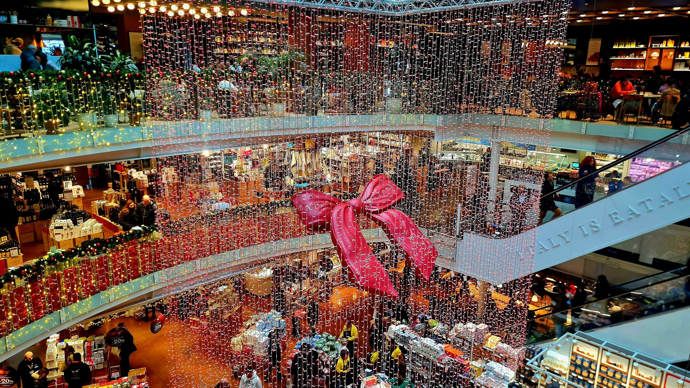 È  già  Natale a eataly.