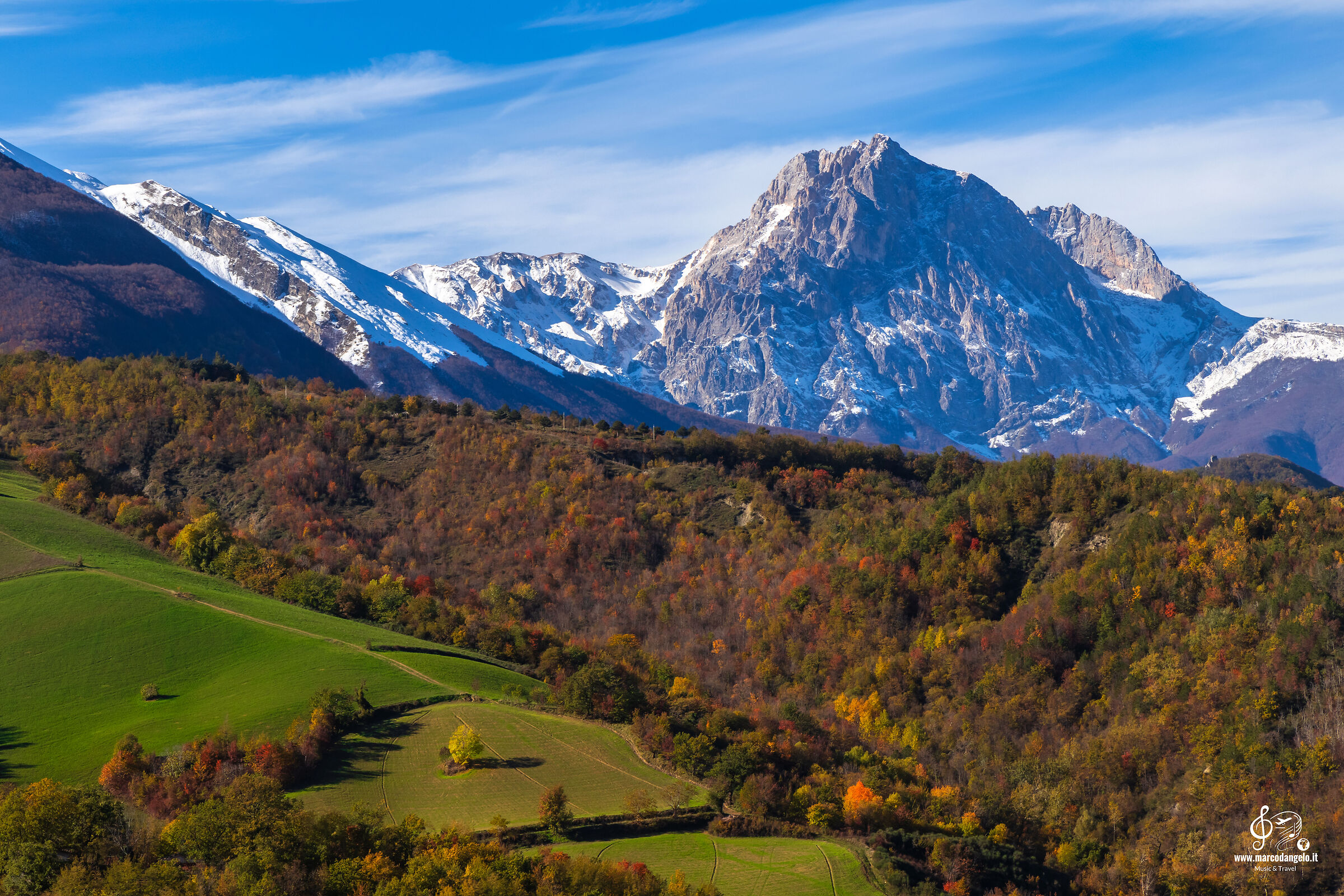 Abruzzo, the first handshake between autumn and winter
