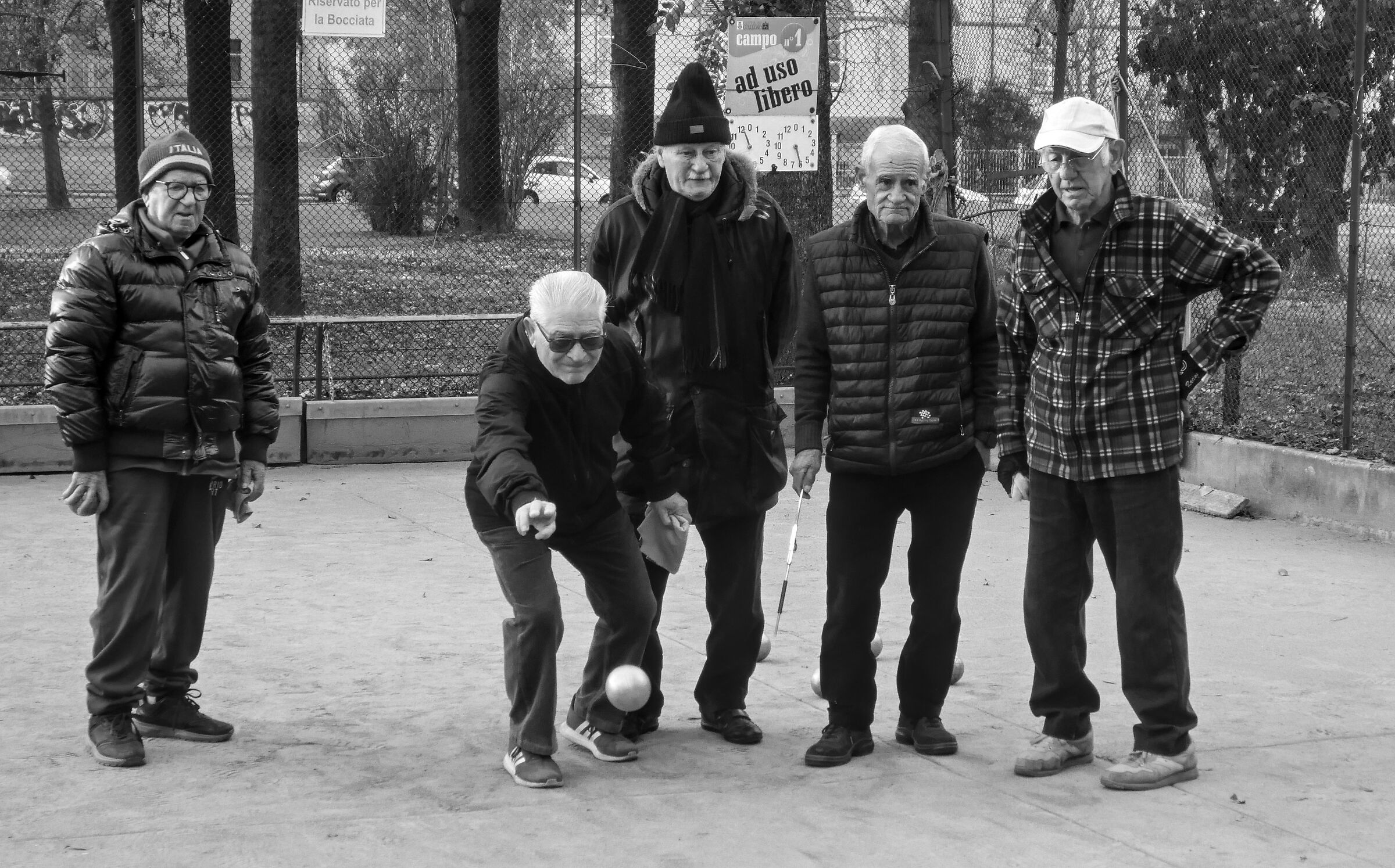 Afternoon at the bowls