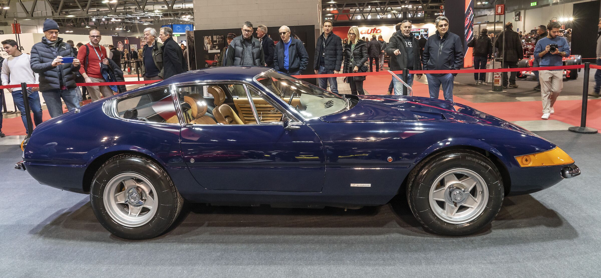 Ferrari 365 gtb/4 Daytona 2a serie (1971-1974)