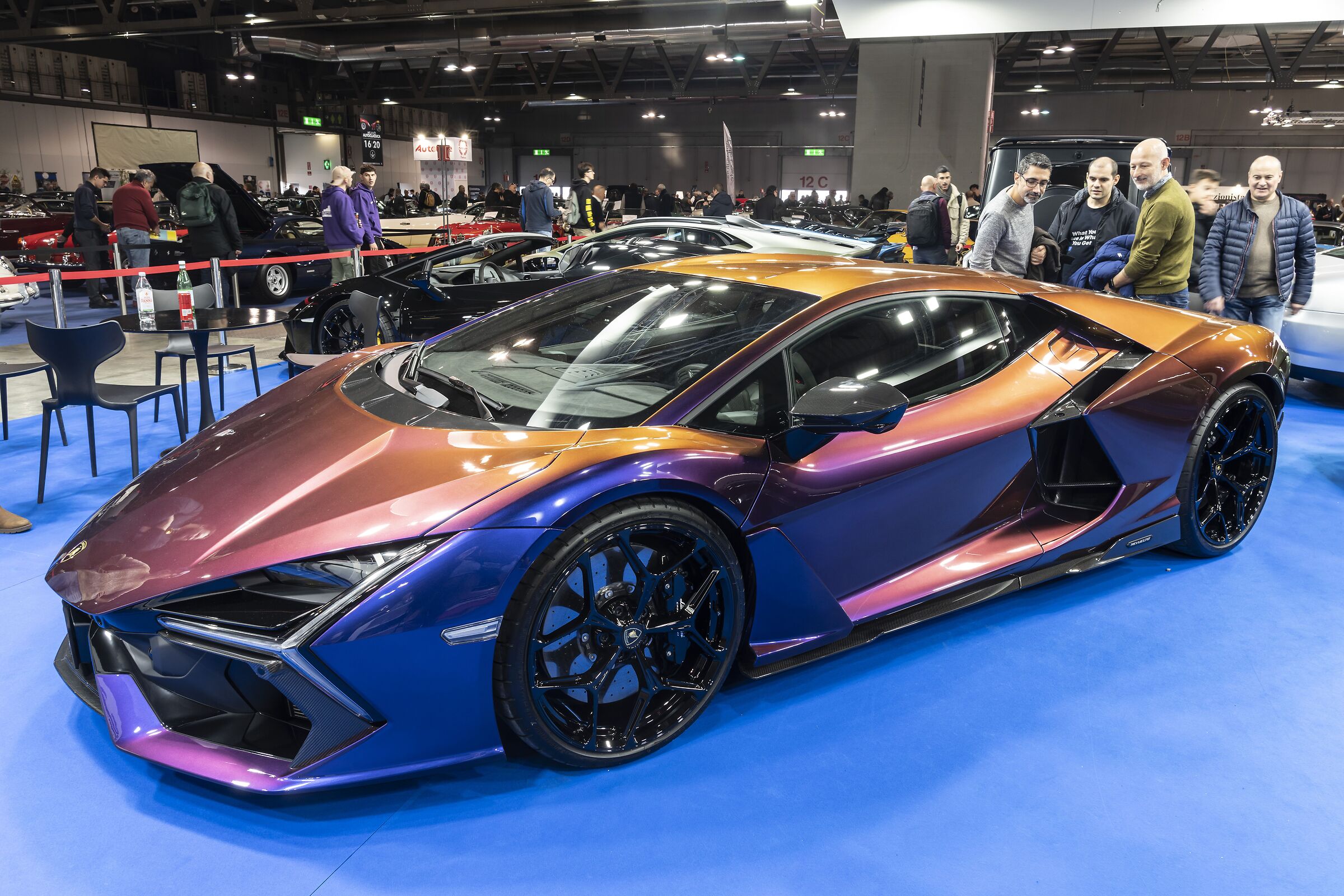 Lamborghini Revuelto
