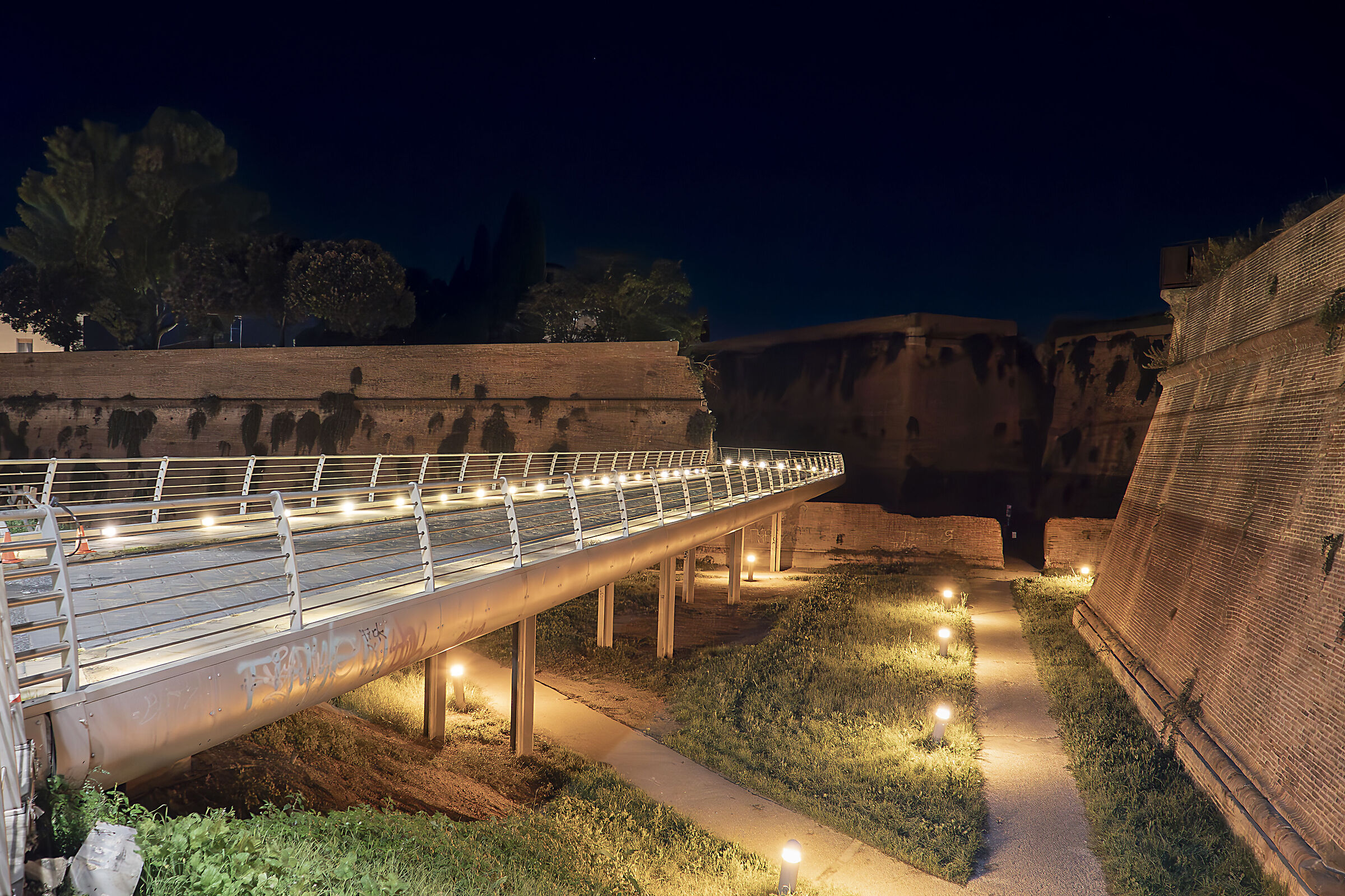 Ponte fra le Mura Medicee di Grosseto