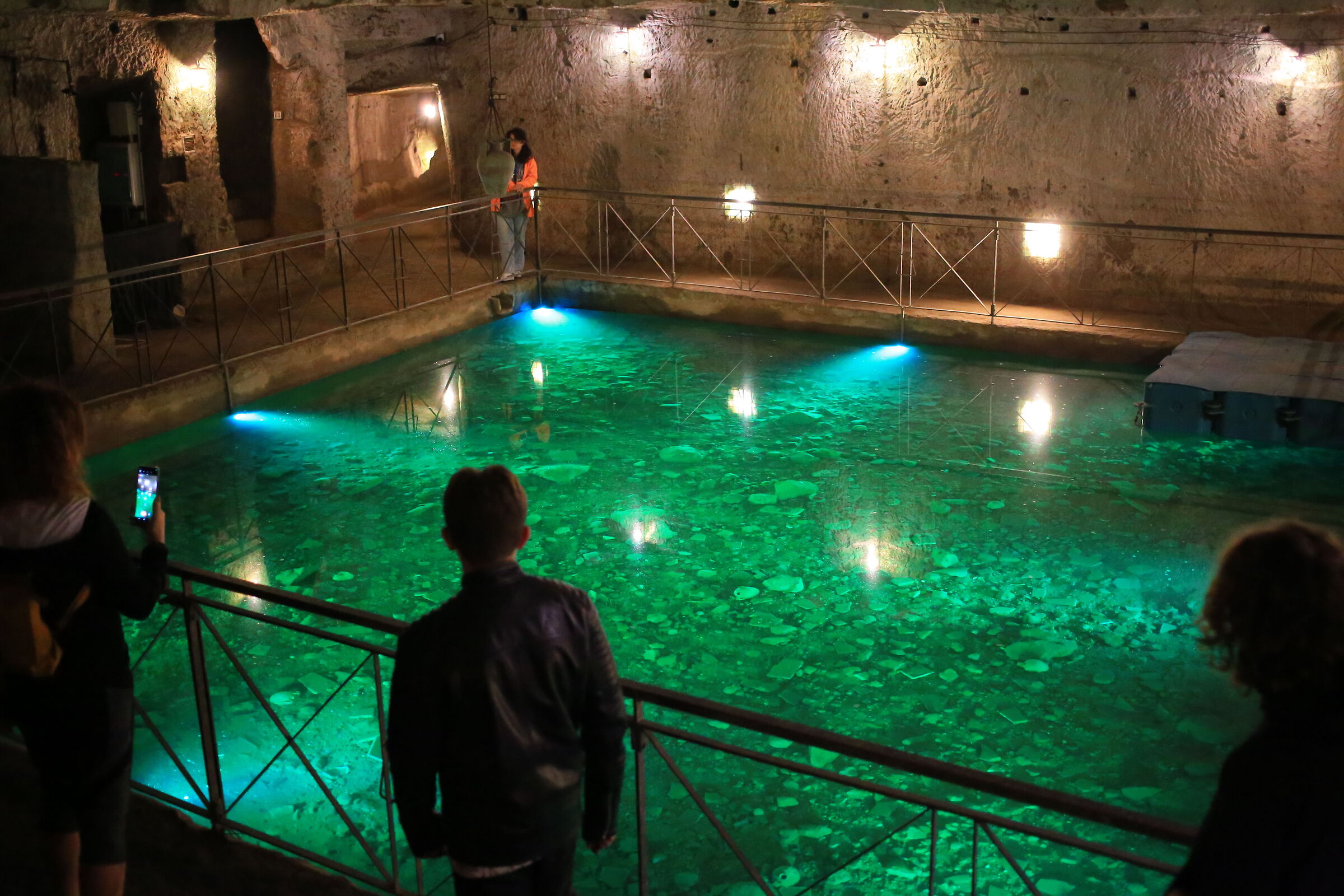 Underground tank