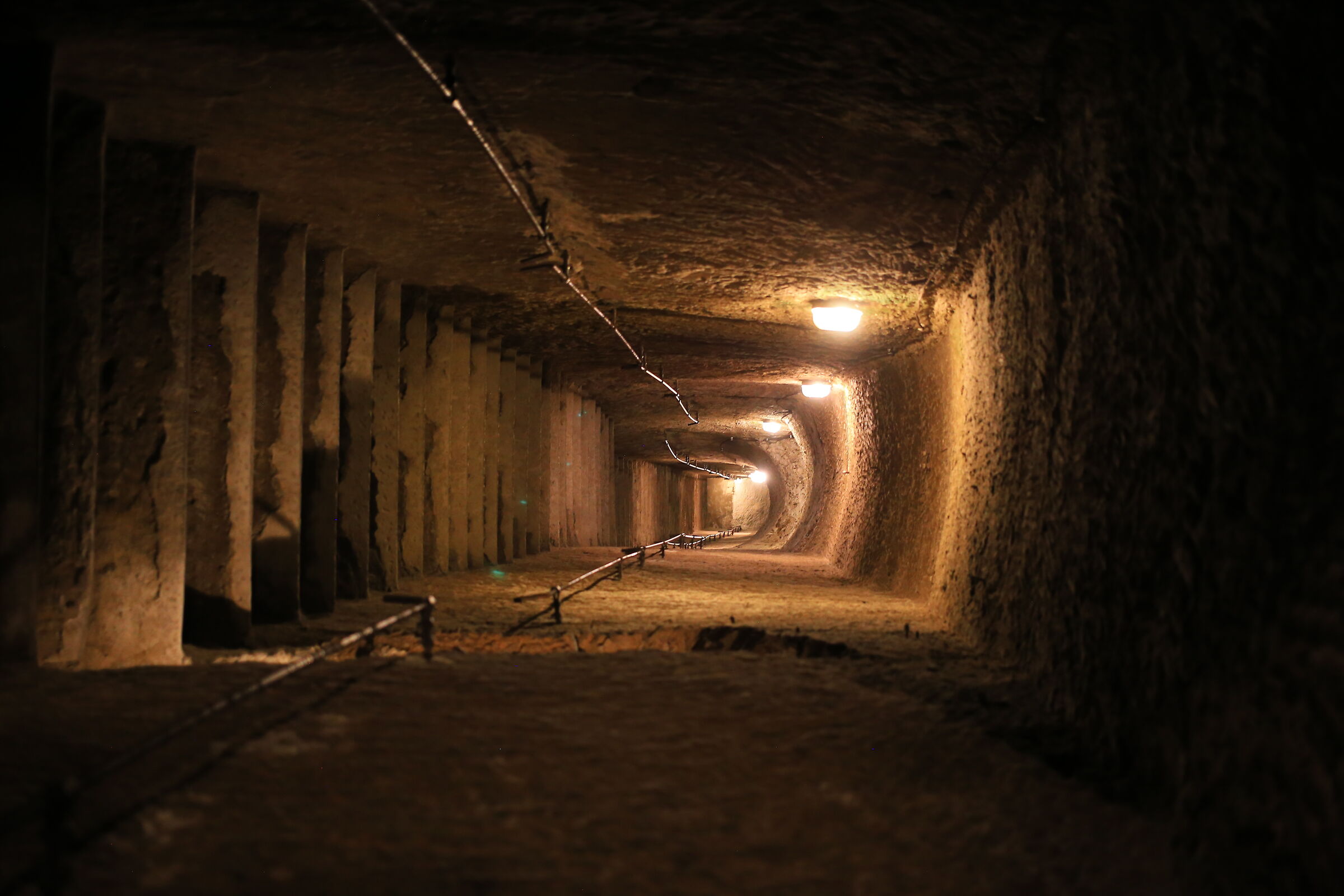 The descent to the refuges