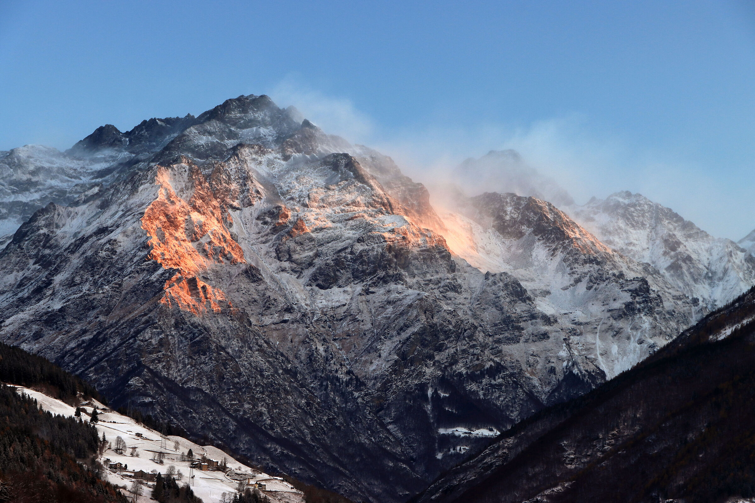 Redorta- a strange dawn