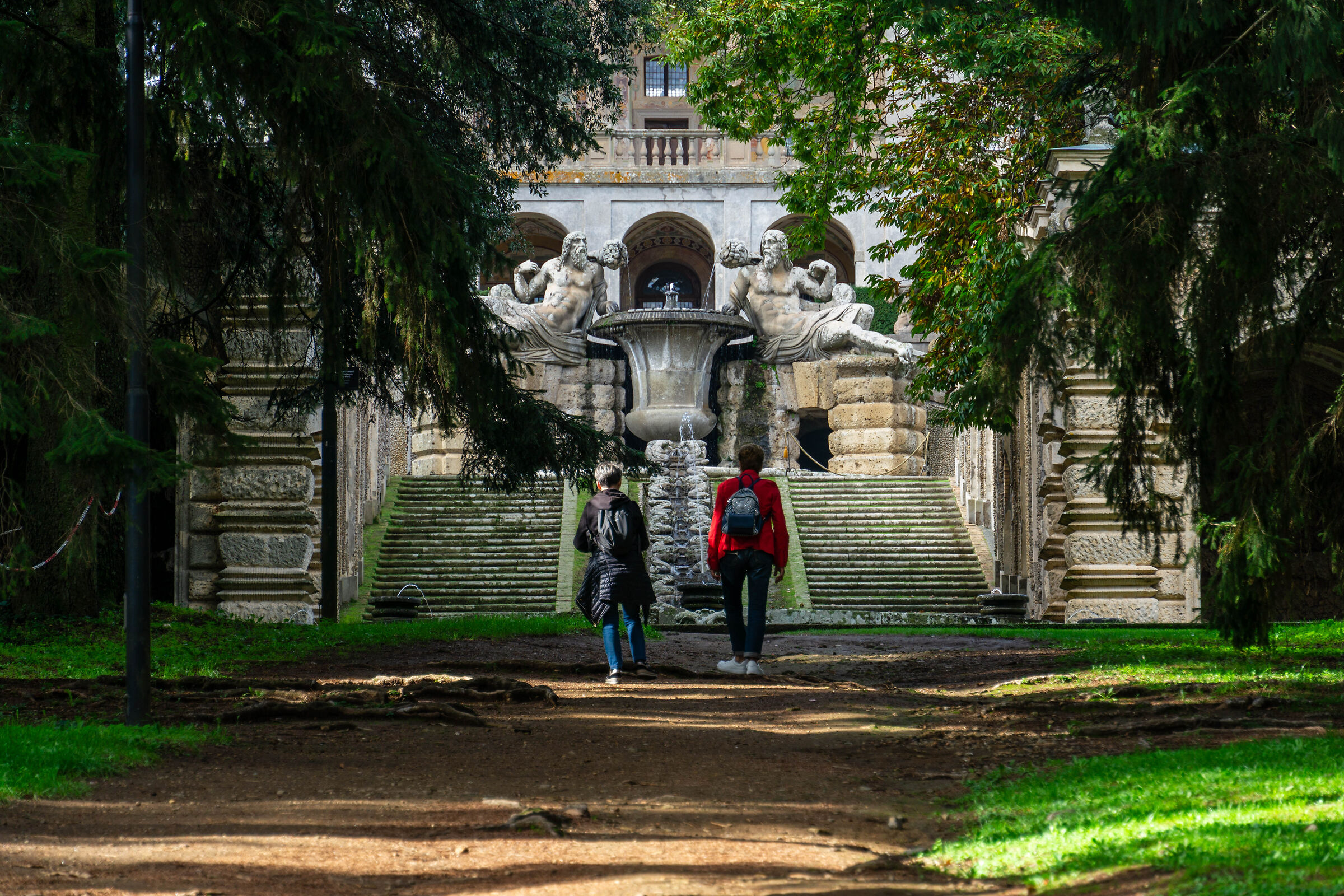 Palazzo Farnese a Caprarola 3