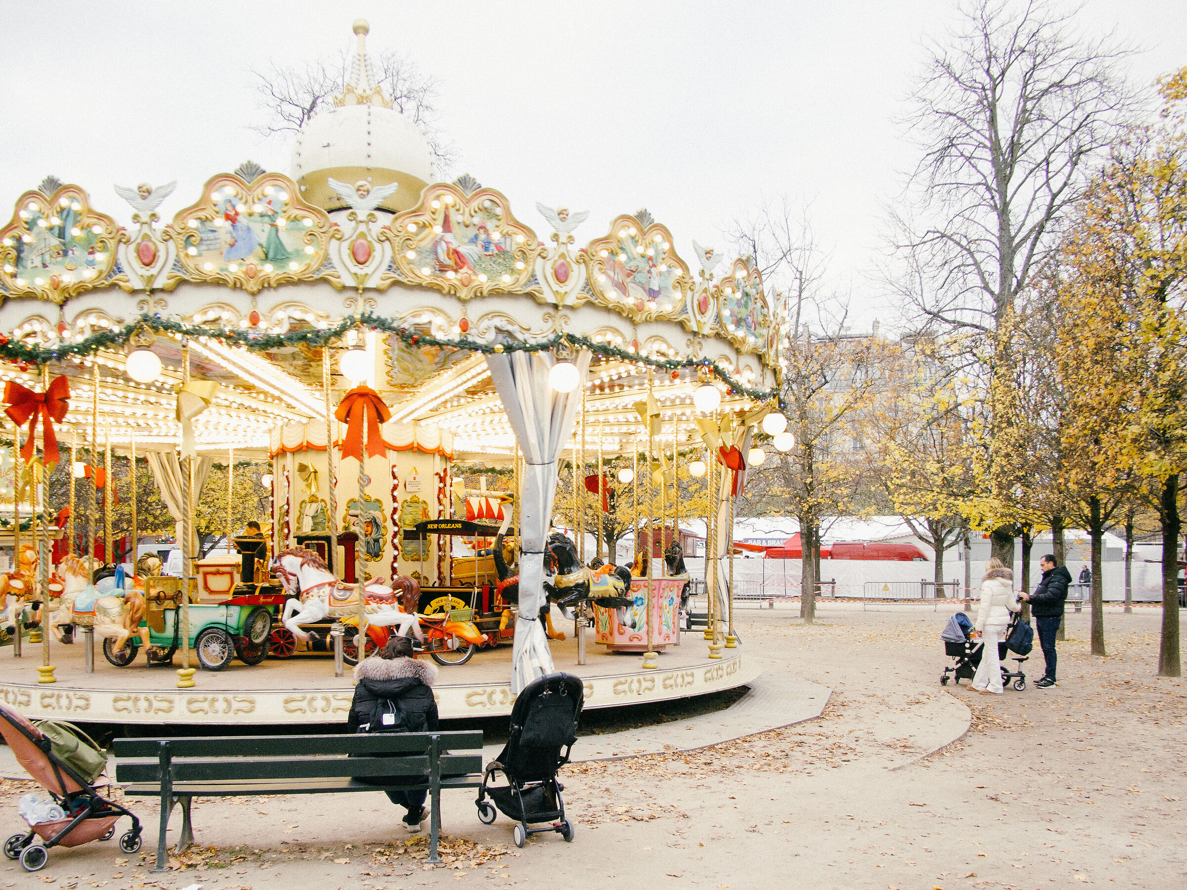 Paris. Place du Carrousel.
