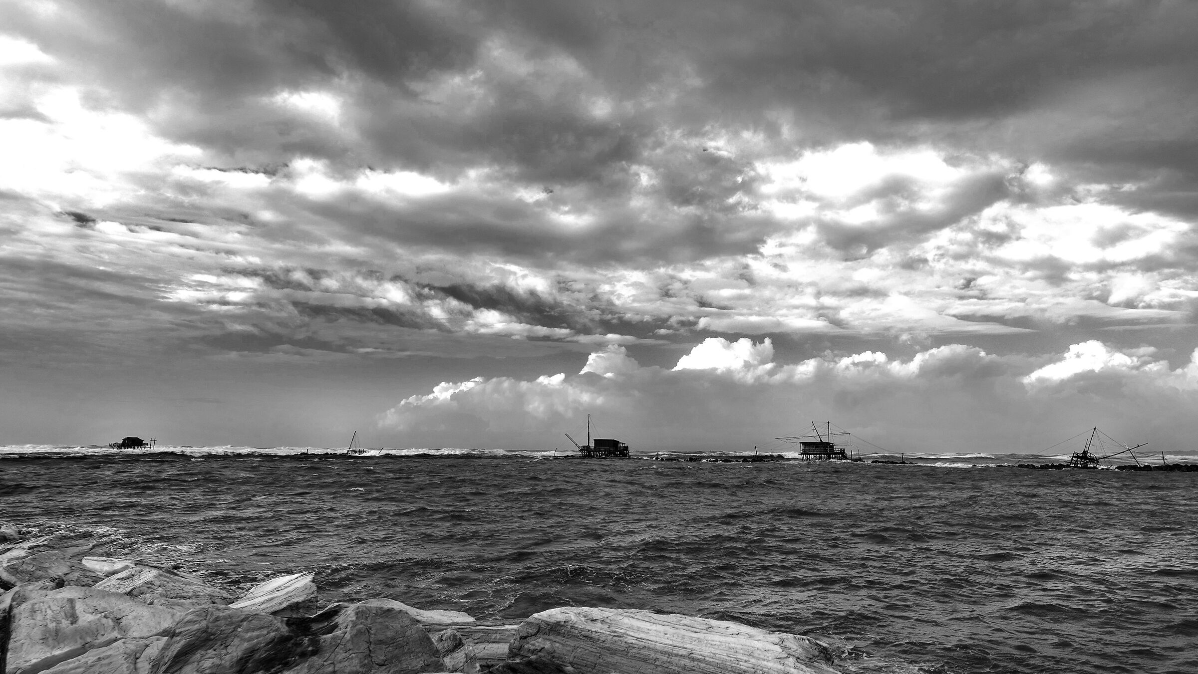 siamo rimasti in tre...